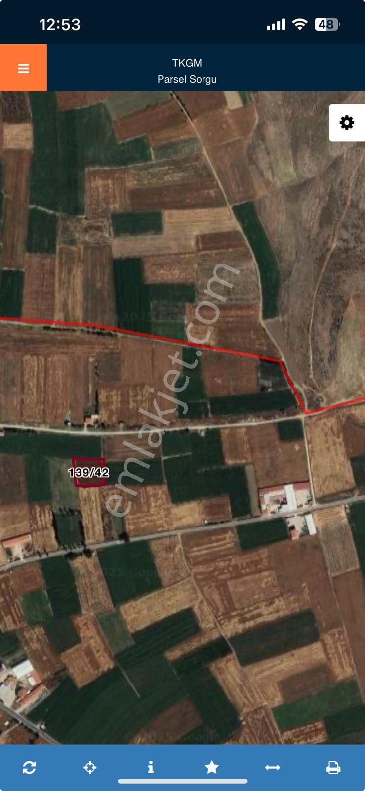 Afyon Tezcan Emlaktan Şuhut Atlıhisarda Değerli Tarlalar