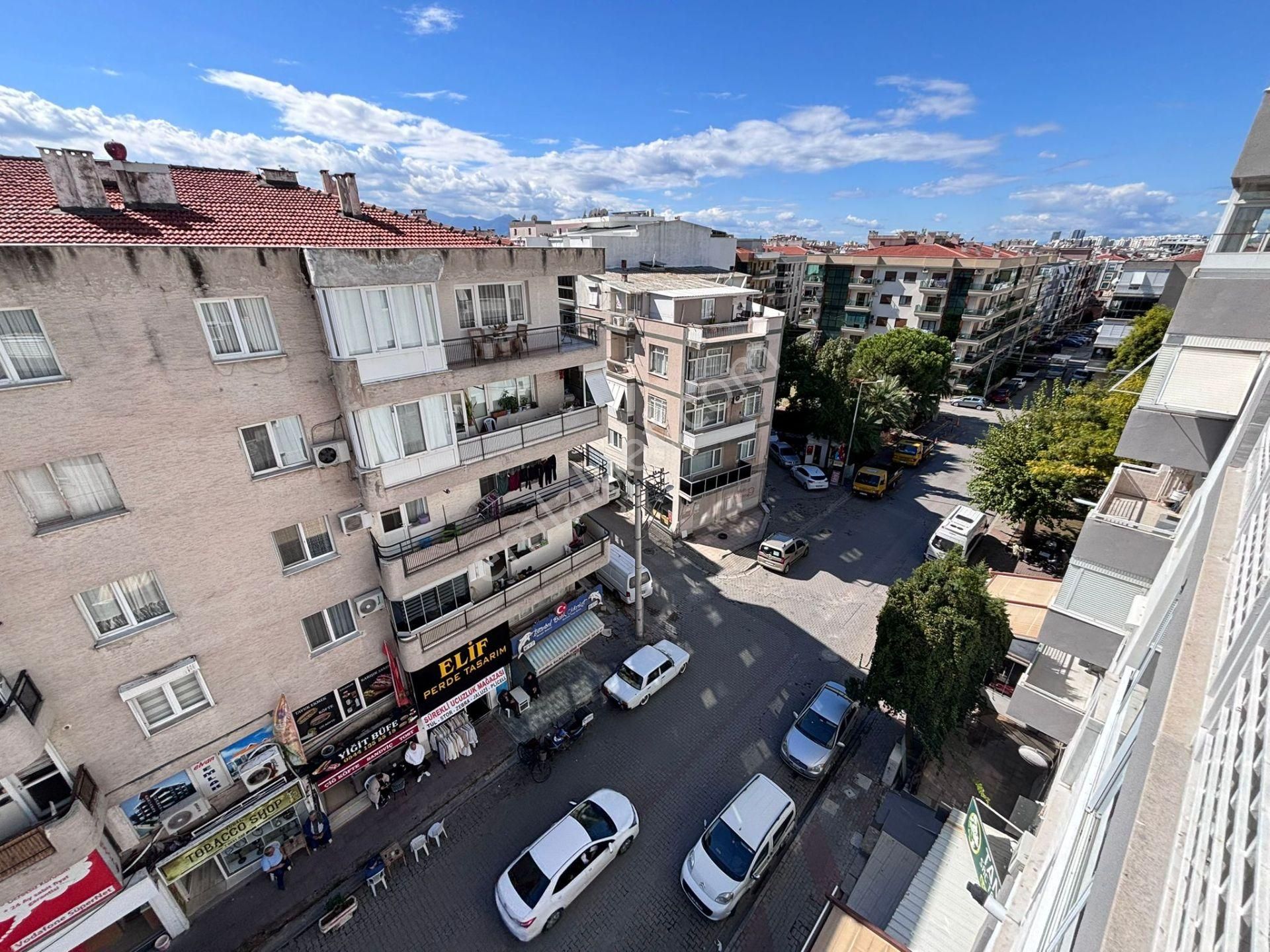 Nergis Çarşı'da Kavşak Noktasında 3+1 - Görsel 10