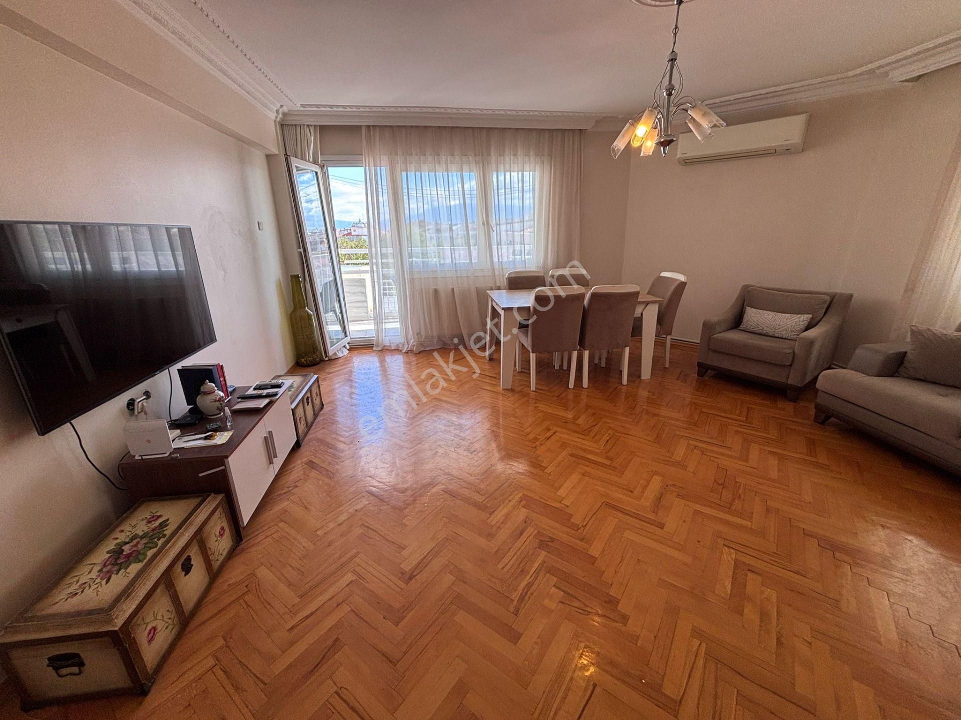 Nergis Çarşı'da Kavşak Noktasında 3+1 - Görsel 6