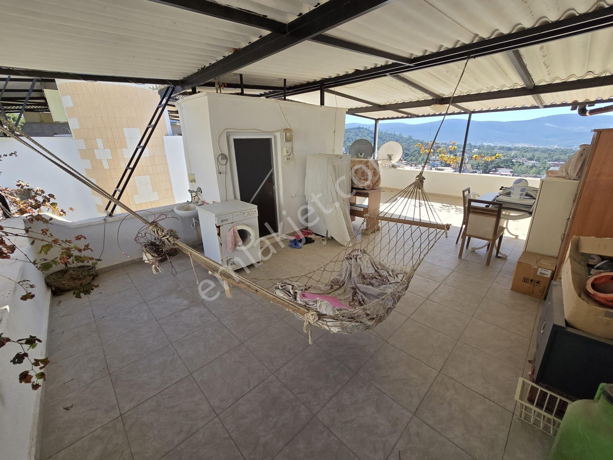 Satılık 3+1 Teraslı Villa Kendine Ait Bahçeli Denize 1100 M - Görsel 25