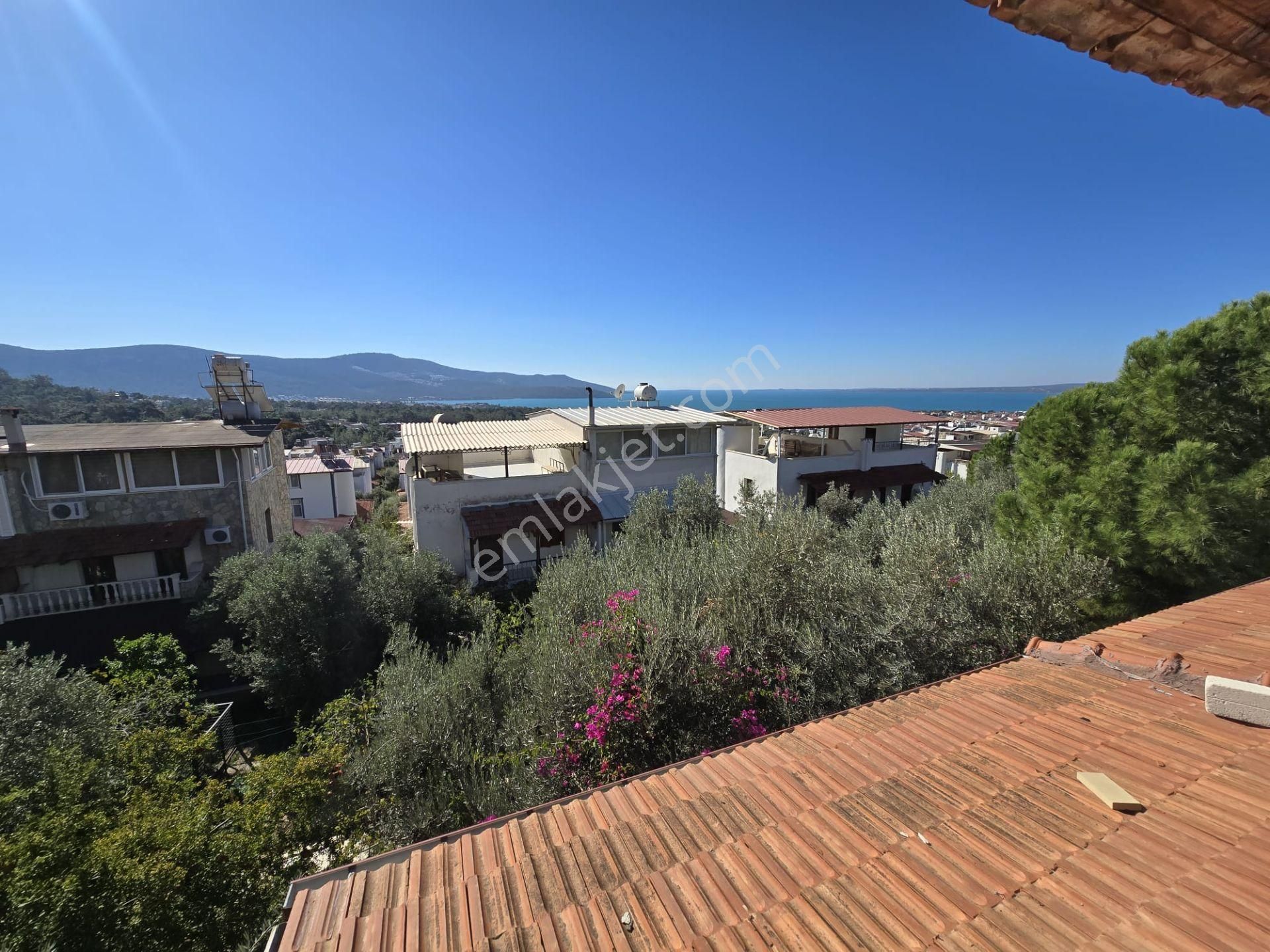 Satılık 3+1 Teraslı Villa Kendine Ait Bahçeli Denize 1100 M - Görsel 29