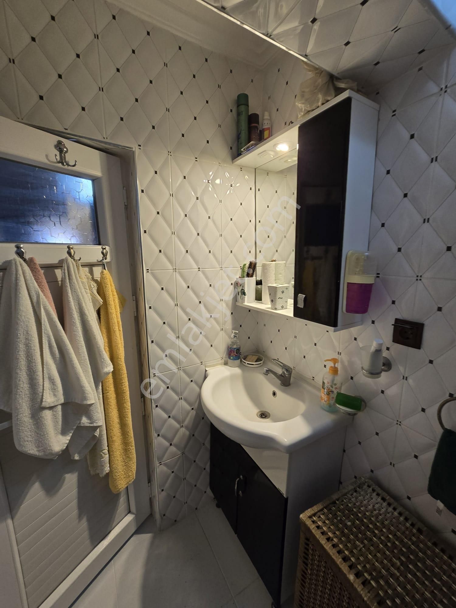 Satılık 3+1 Teraslı Villa Kendine Ait Bahçeli Denize 1100 M - Görsel 20