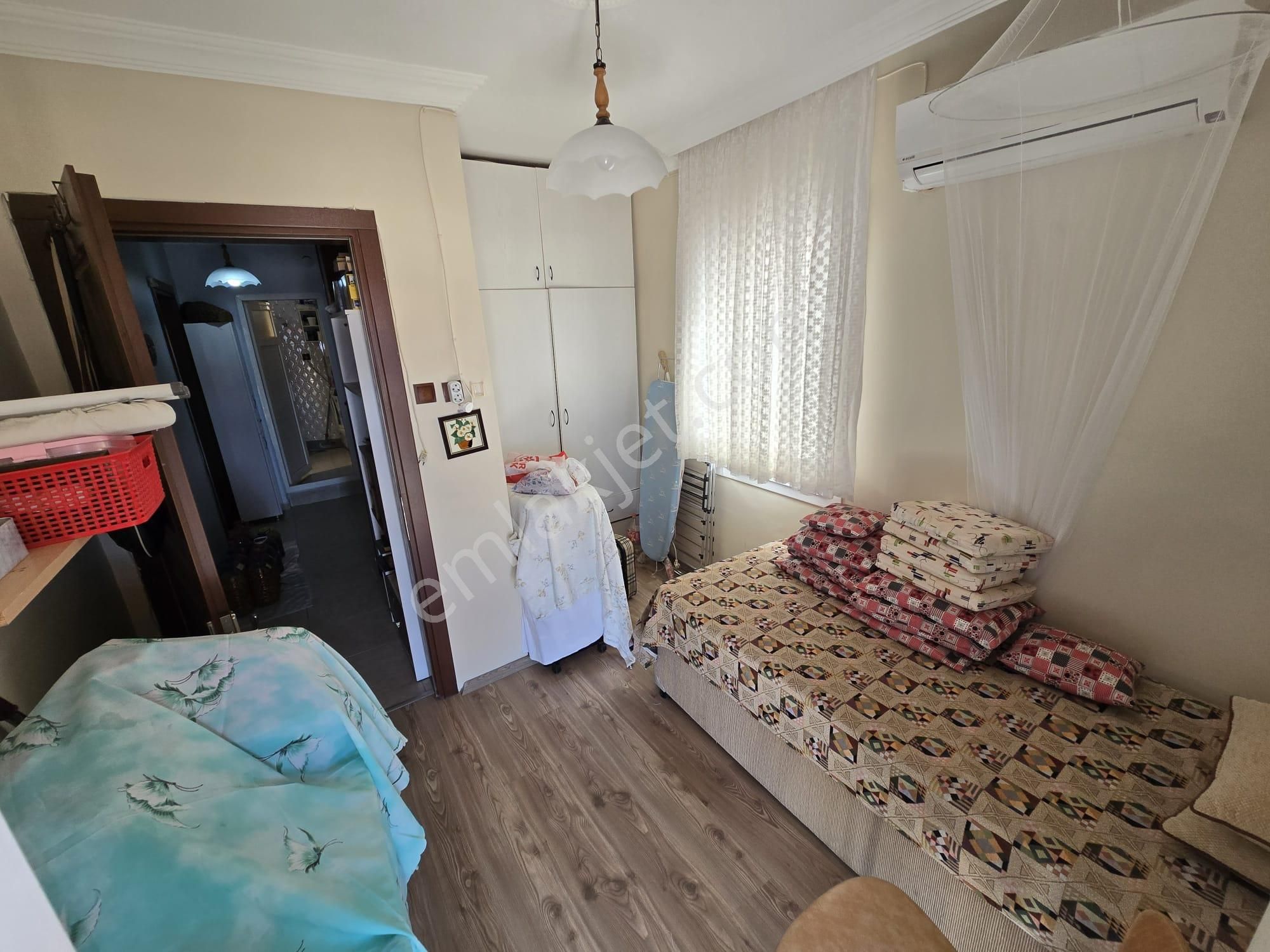 Satılık 3+1 Teraslı Villa Kendine Ait Bahçeli Denize 1100 M - Görsel 16