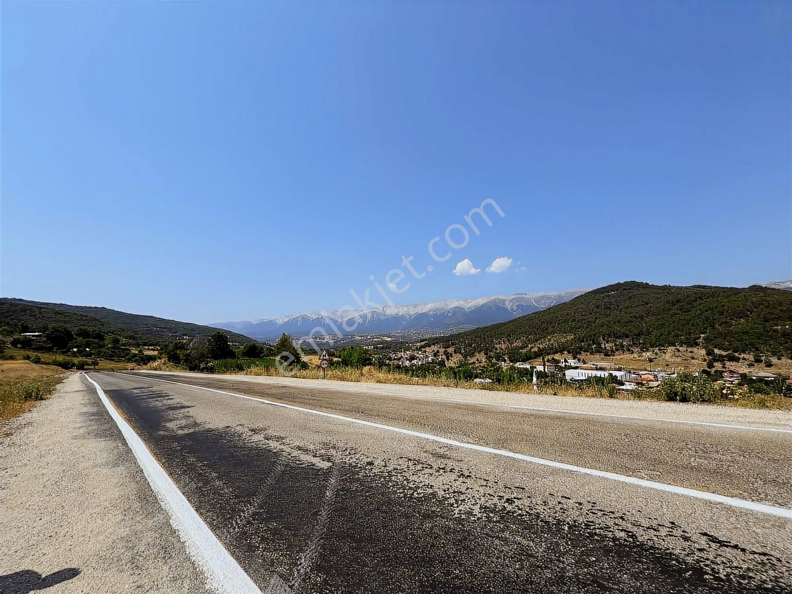 Blue Life Elit'den Keles Baraklı'da 5.480 M2 Satılık Tarla