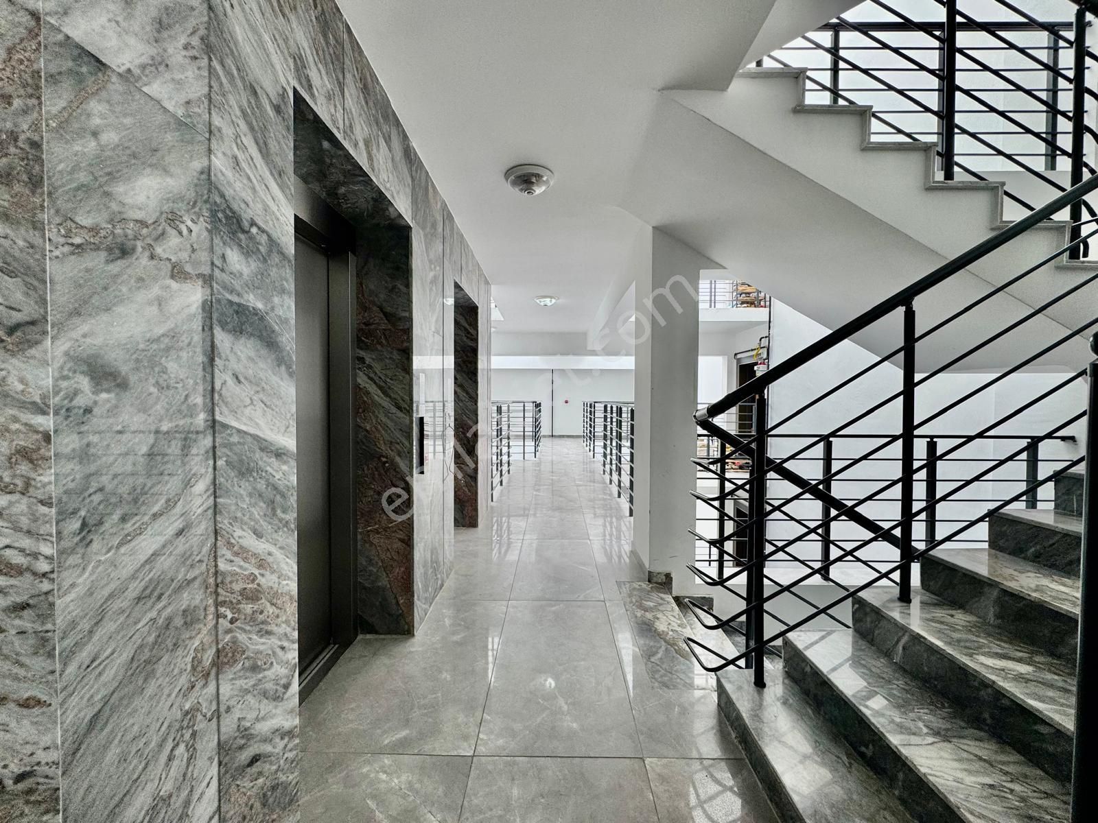 Ufuk Kılıç Emlak'tan 1yıllık Binada 2+1 Asansörlü 2+1 Daire - Görsel 31