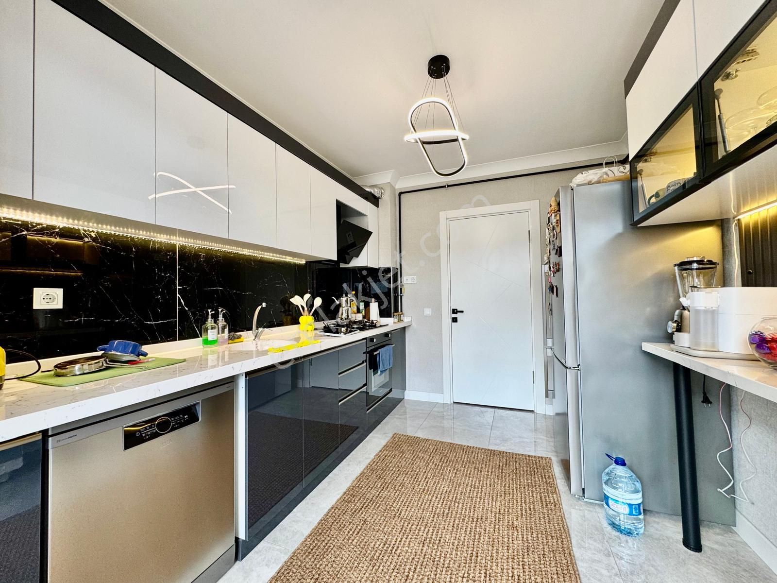 Ufuk Kılıç Emlak'tan 1yıllık Binada 2+1 Asansörlü 2+1 Daire - Görsel 13