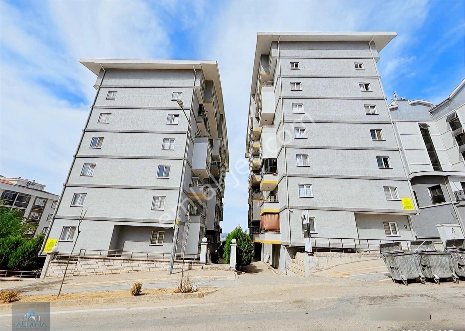 Yatırımlık Kira Garantili Merkezi Konumda Lüks Geniş M² Daire - Görsel 2