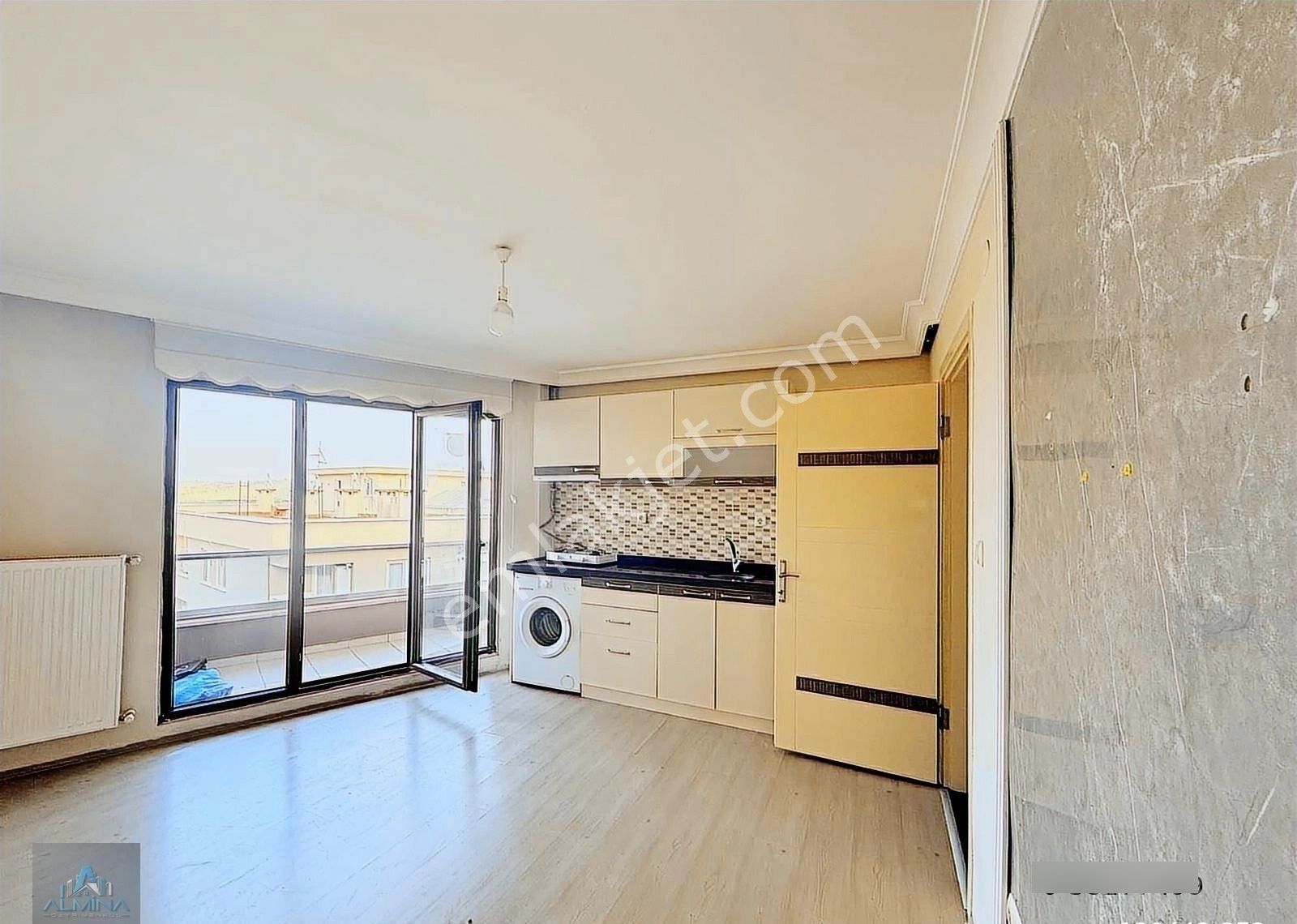 Almina'dan Atatürk Caddesi Üzerinde Geniş M2 Eşyalı 2+1 Kiralık - Görsel 16