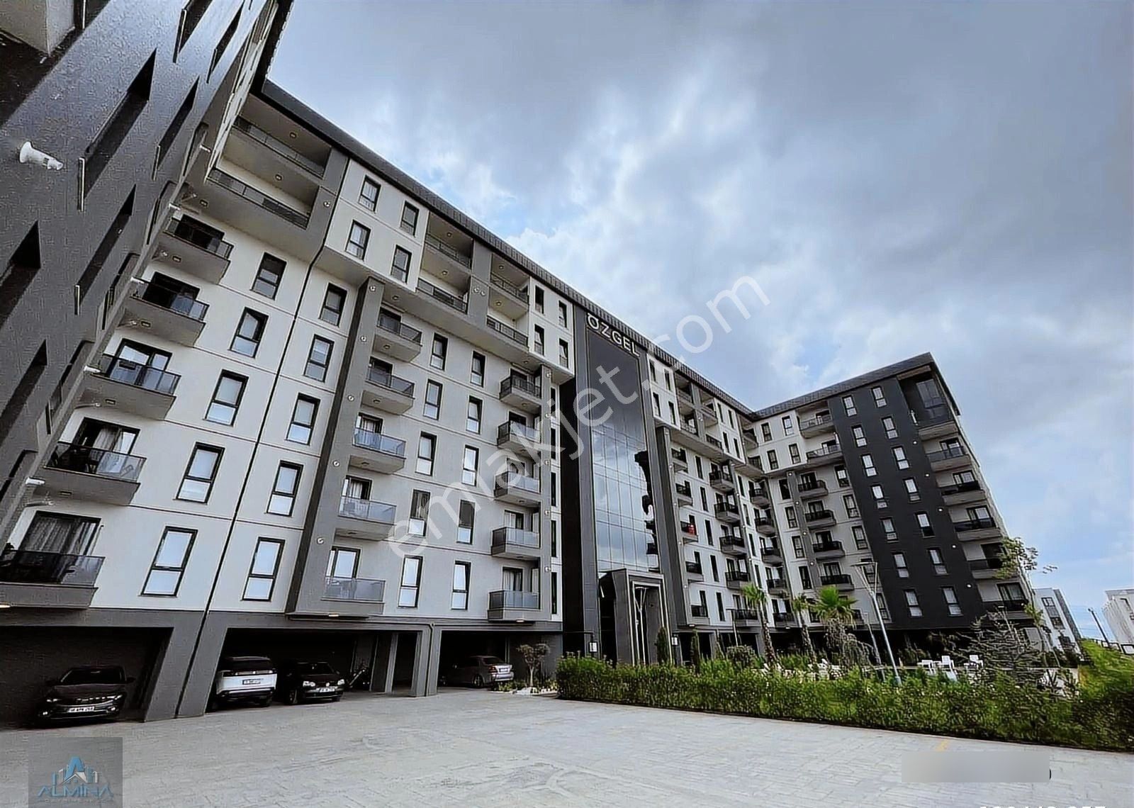 Görükle Merkez'de Havuzlu Konsept Sitede Satılık Arakat Daire - Görsel 27