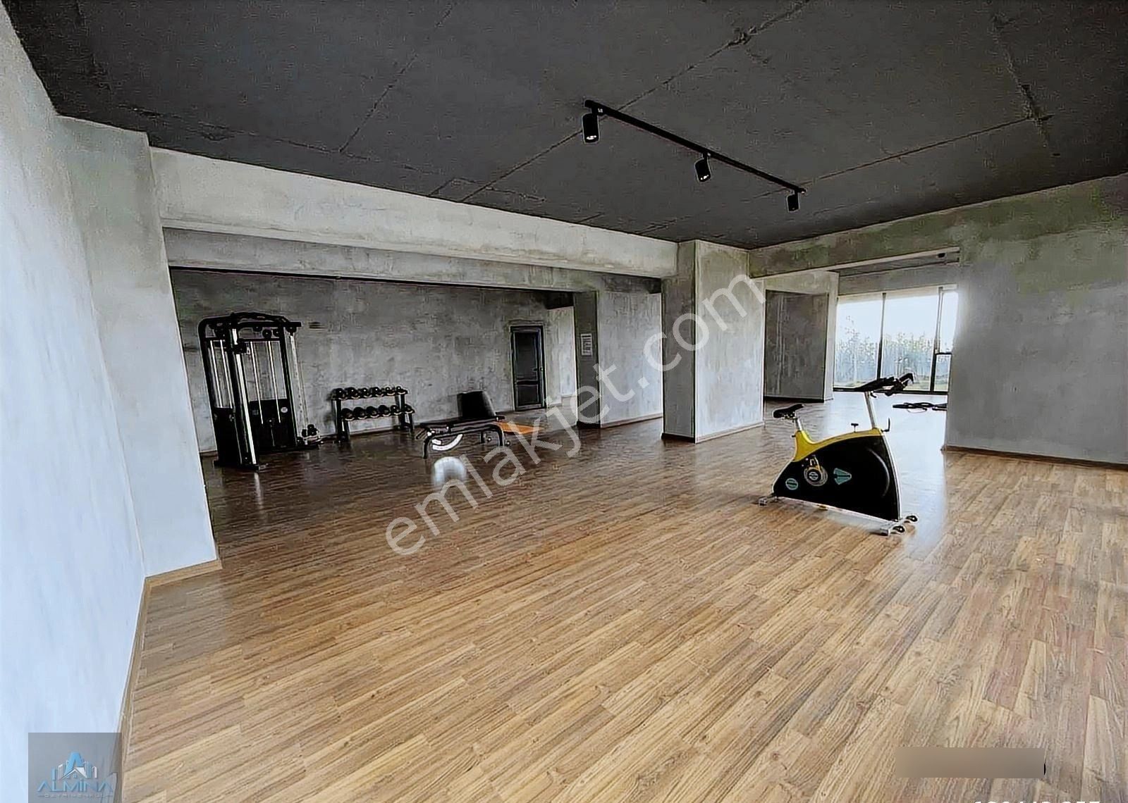 Görükle Merkez'de Havuzlu Konsept Sitede Satılık Arakat Daire - Görsel 18