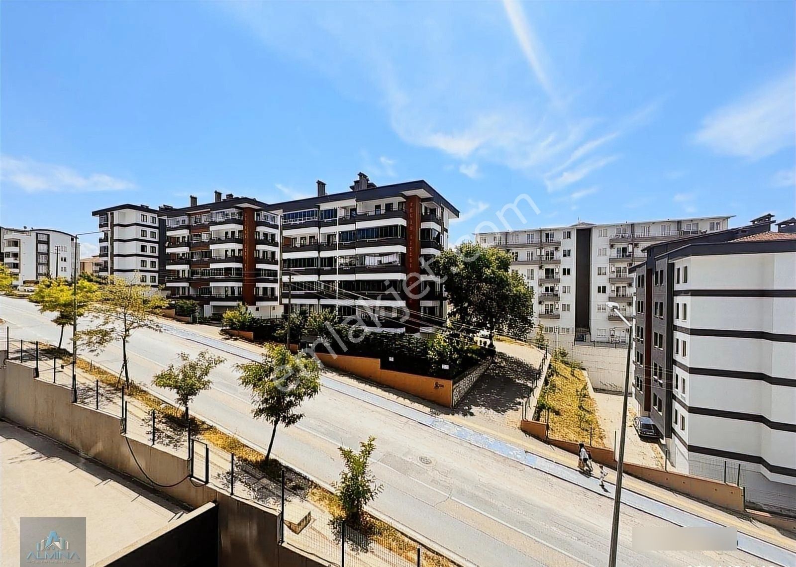 Alminadan Vizyon Sitesinde 2+1 Yatırımlık Kgs Li Fırsat Daire - Görsel 8