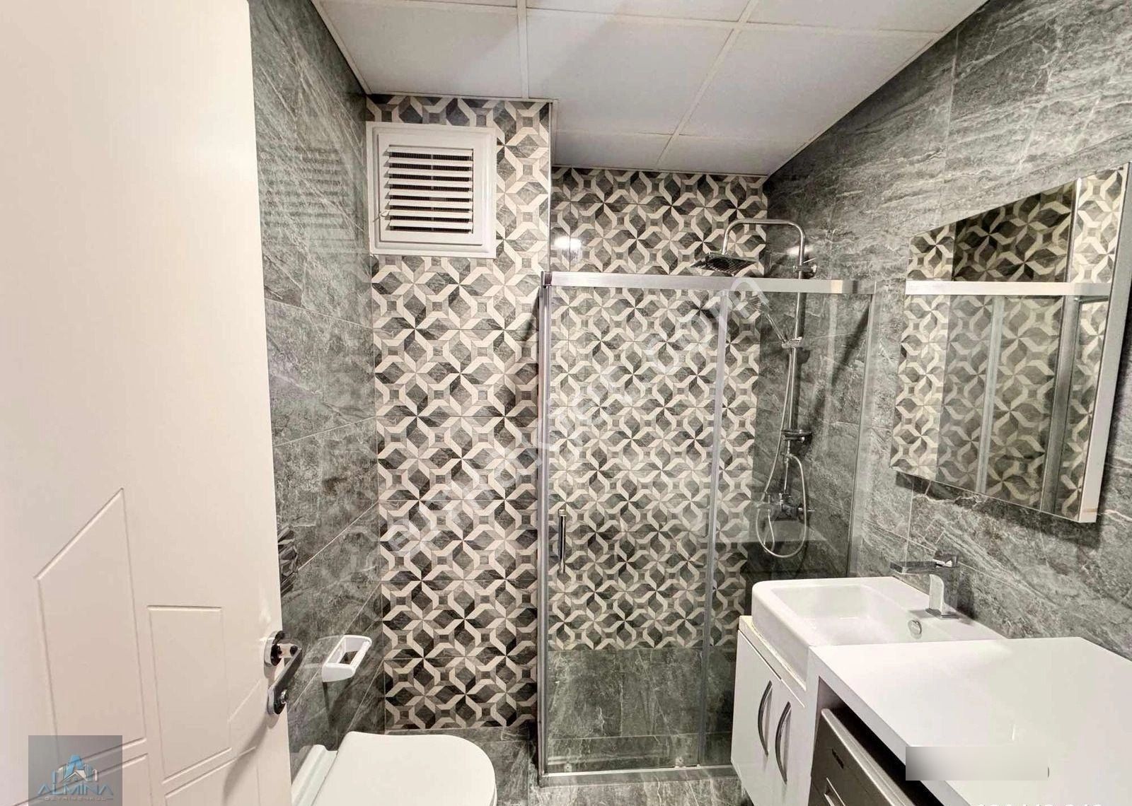 Alminadan Vizyon Sitesinde 2+1 Yatırımlık Kgs Li Fırsat Daire - Görsel 28