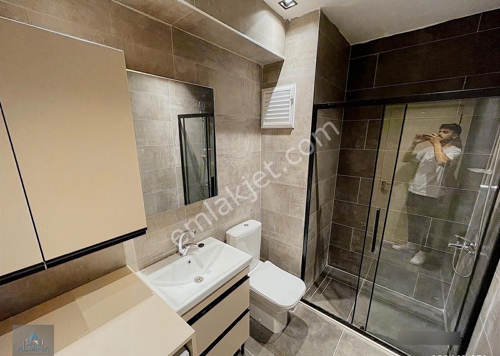 Almina'dan Havuzlu Site İçi Kralık Daire - Görsel 32