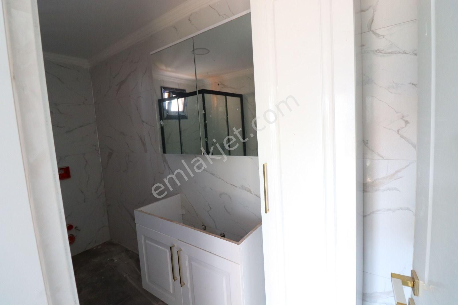 Seferihisar Ürkmez De Satılık Sıfır 3+1 Müatakil Lüks Villa - Görsel 25