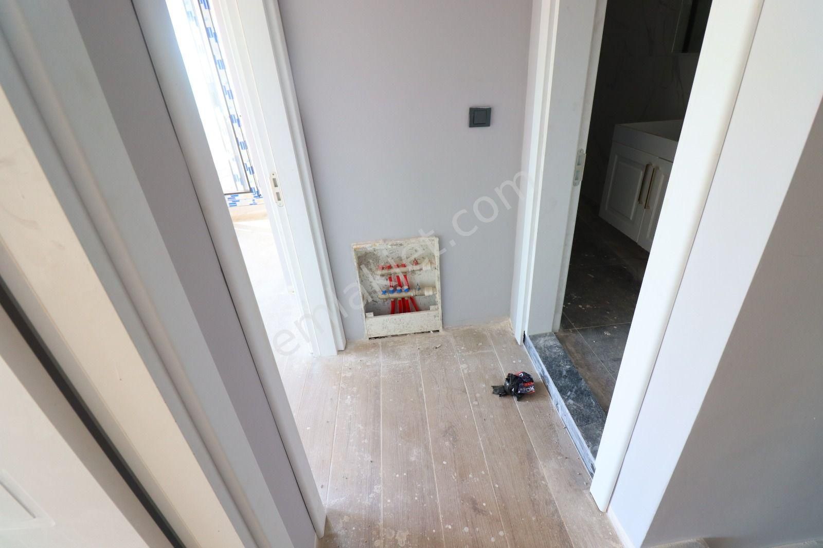 Seferihisar Ürkmez De Satılık Sıfır 3+1 Müatakil Lüks Villa - Görsel 22