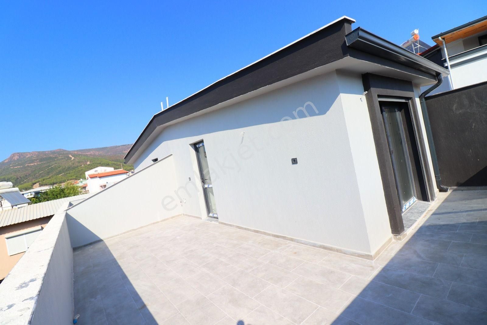 Seferihisar Ürkmez De Satılık Sıfır 3+1 Müatakil Lüks Villa - Görsel 28