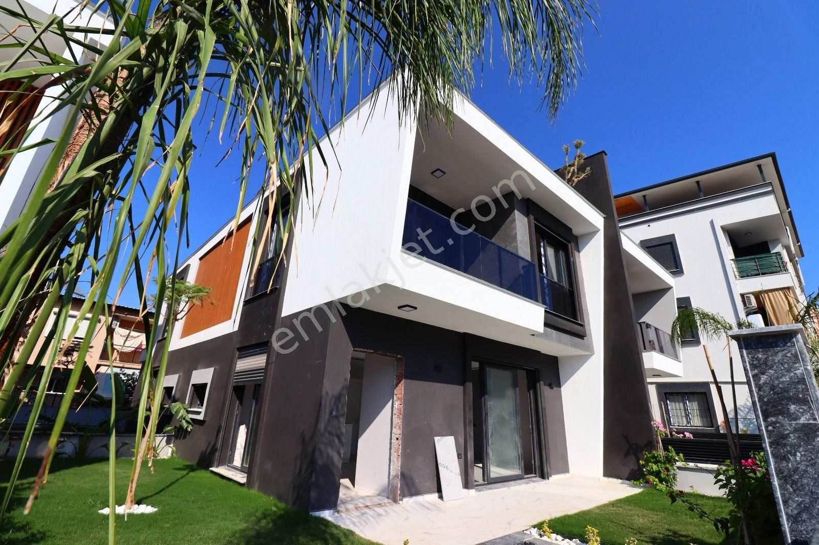 Seferihisar Ürkmez De Satılık Sıfır 3+1 Müatakil Lüks Villa - Görsel 3