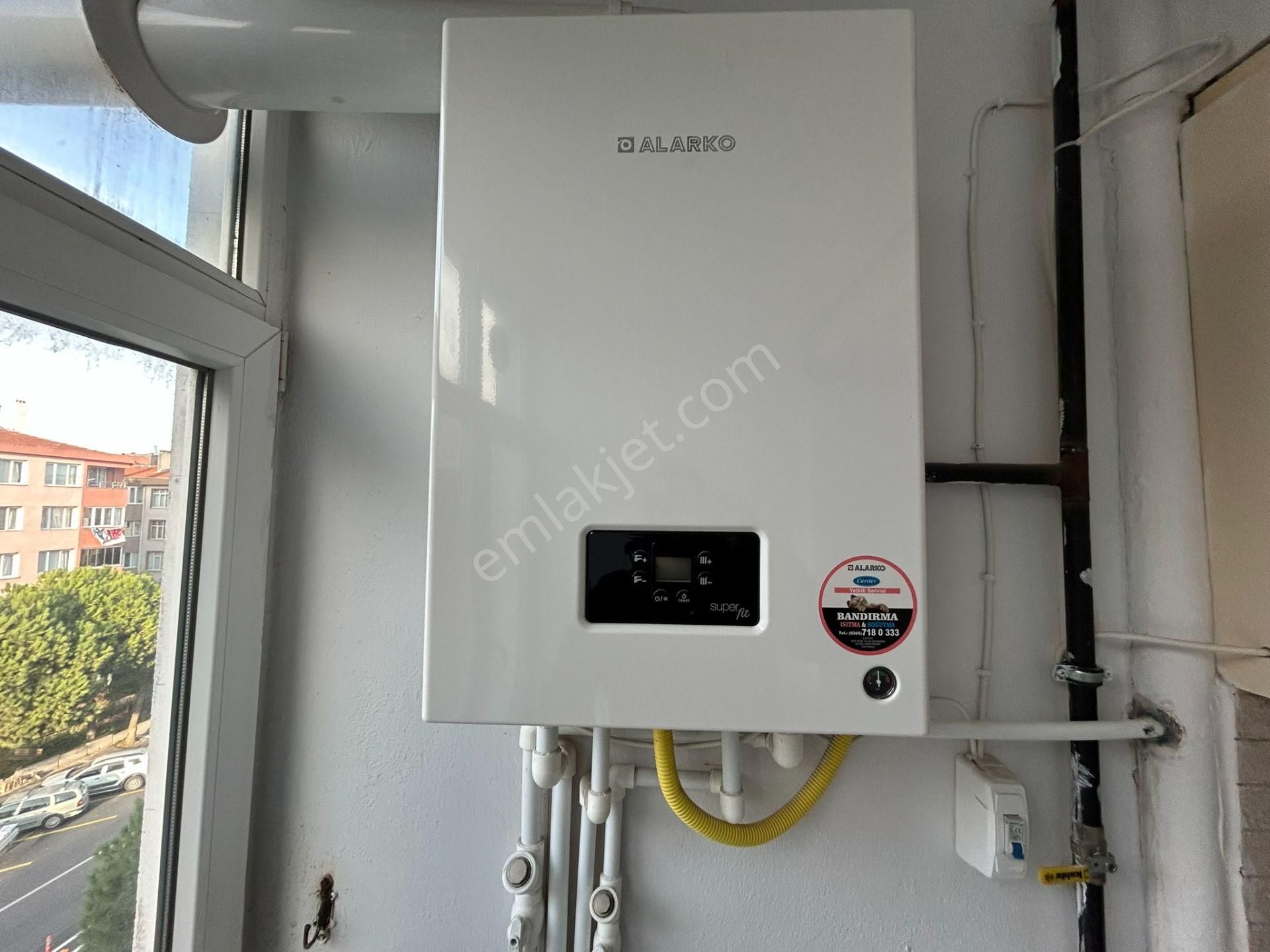 Cihan Emlak - Kiralık - Mehmetçik Caddesi Üzerinde 90m2 Geniş Ara Kat Asansörlü 2+1 Daire - Görsel 8