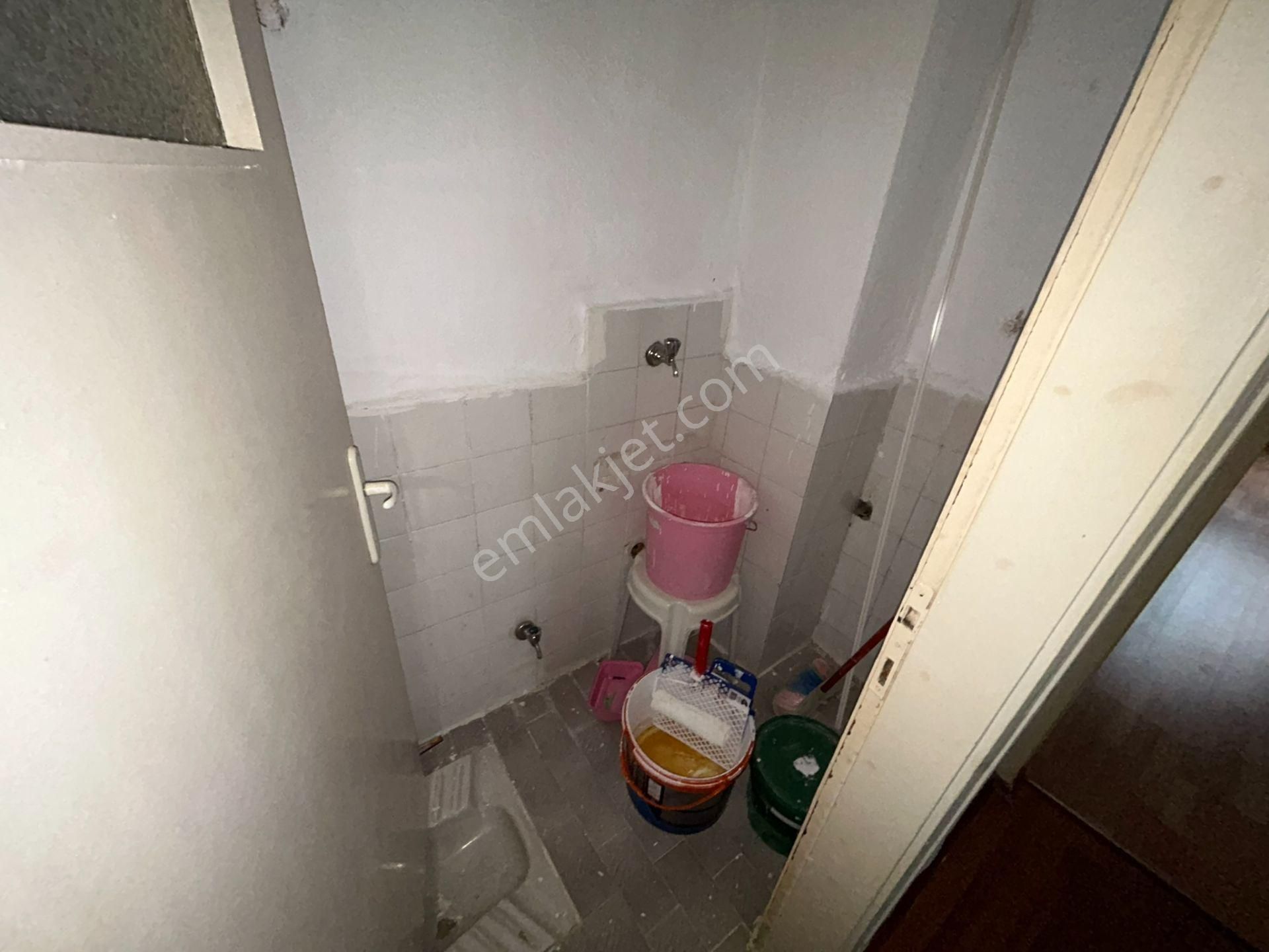 Cihan Emlak - Kiralık - Mehmetçik Caddesi Üzerinde 90m2 Geniş Ara Kat Asansörlü 2+1 Daire - Görsel 24