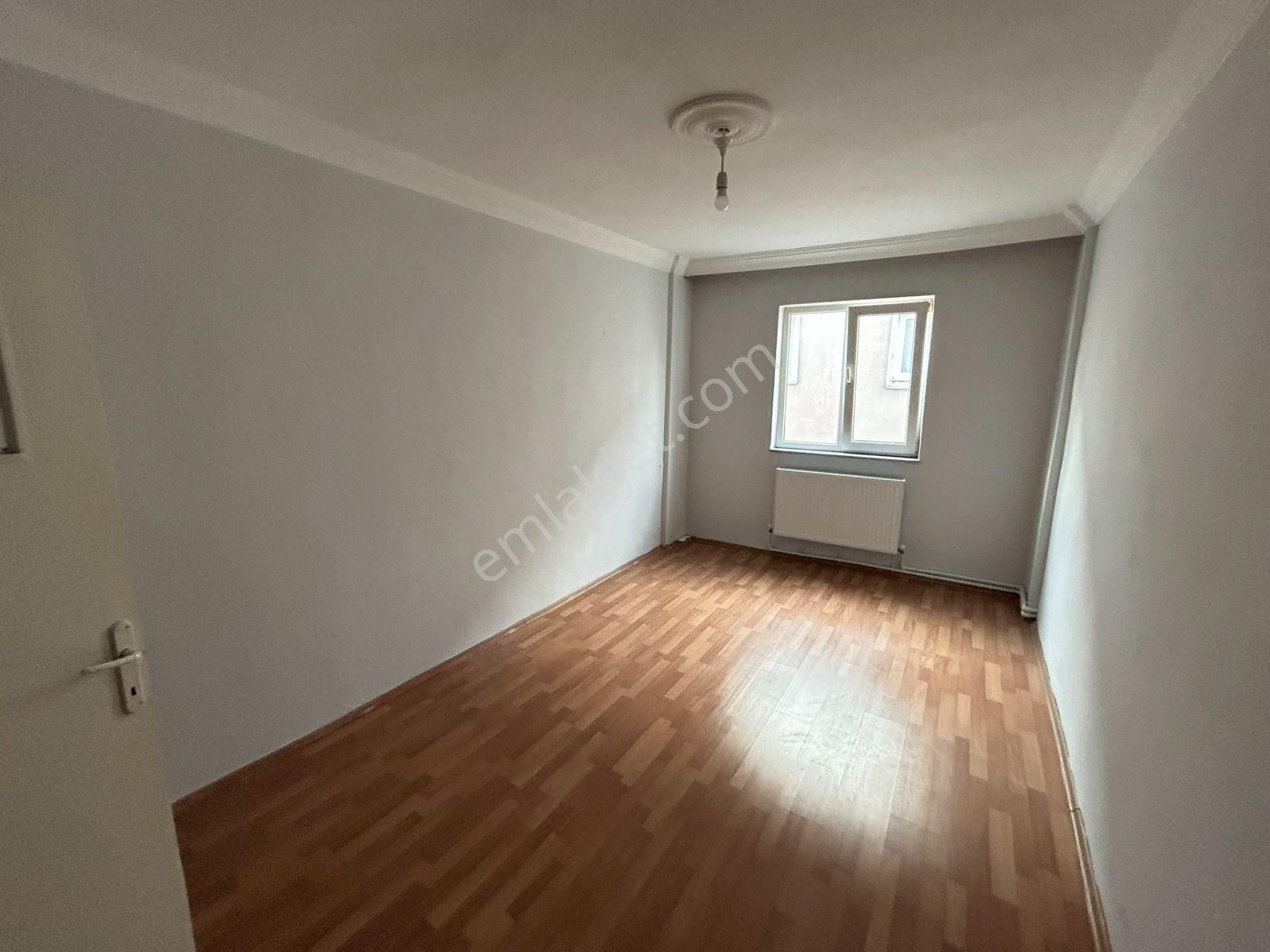 Cihan Emlak - Kiralık - Mehmetçik Caddesi Üzerinde 90m2 Geniş Ara Kat Asansörlü 2+1 Daire - Görsel 18