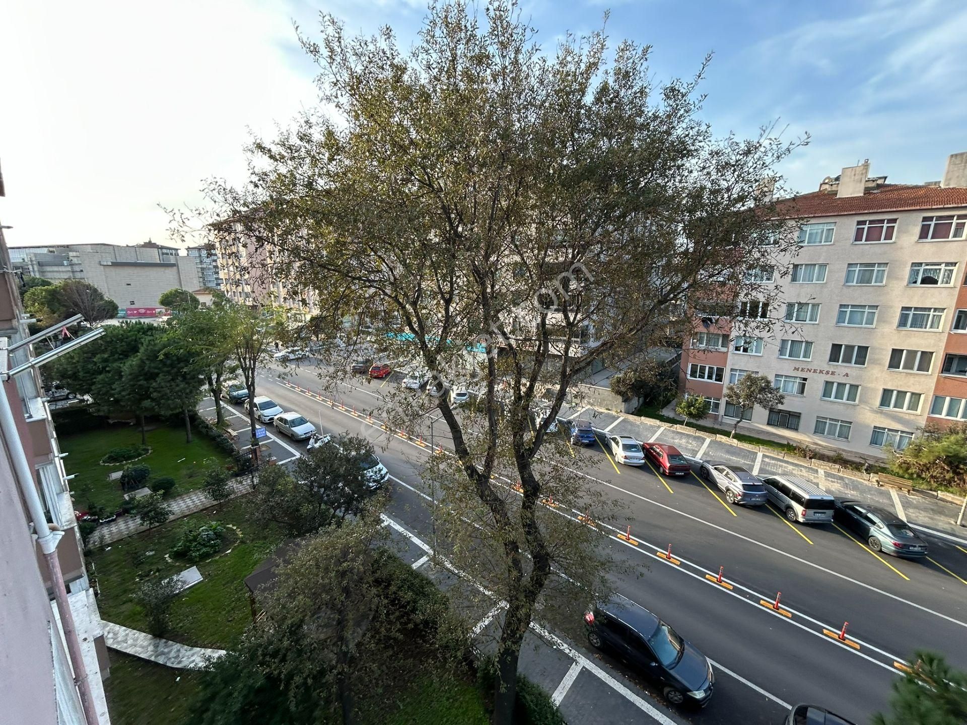 Cihan Emlak - Kiralık - Mehmetçik Caddesi Üzerinde 90m2 Geniş Ara Kat Asansörlü 2+1 Daire - Görsel 11