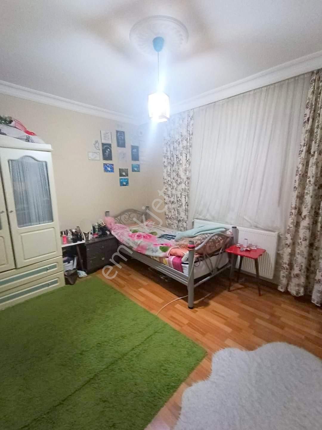 Hüseyingazi Göbeğe Yakın, 3+1, 3. Kat Daire! - Görsel 9