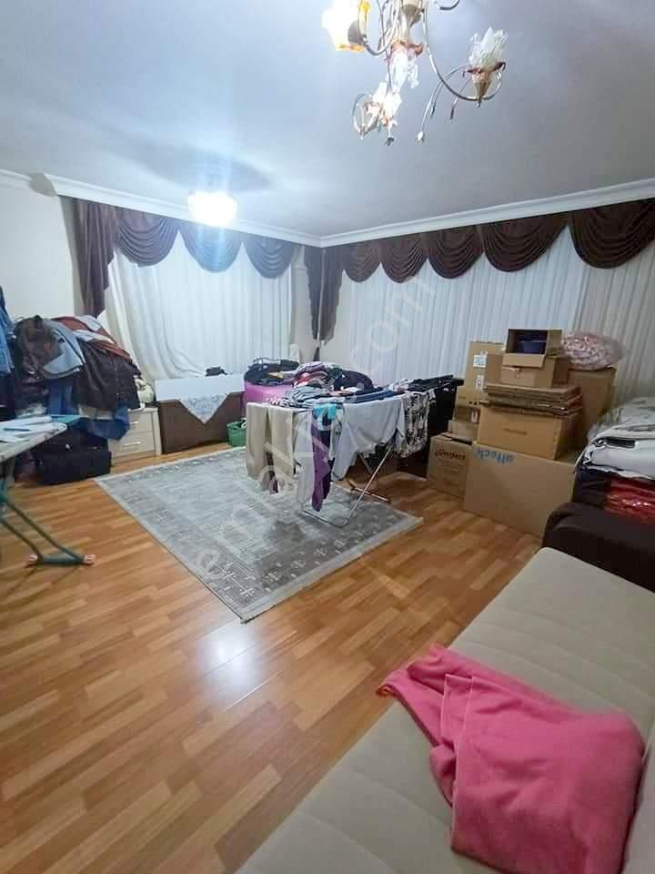 Hüseyingazi Göbeğe Yakın, 3+1, 3. Kat Daire! - Görsel 3