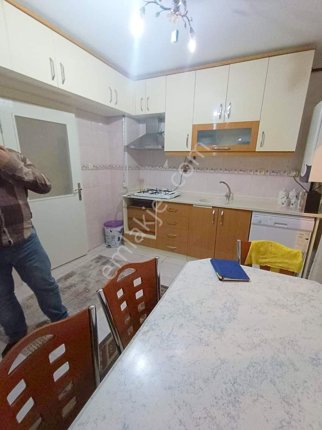 Hüseyingazi Göbeğe Yakın, 3+1, 3. Kat Daire! - Görsel 15