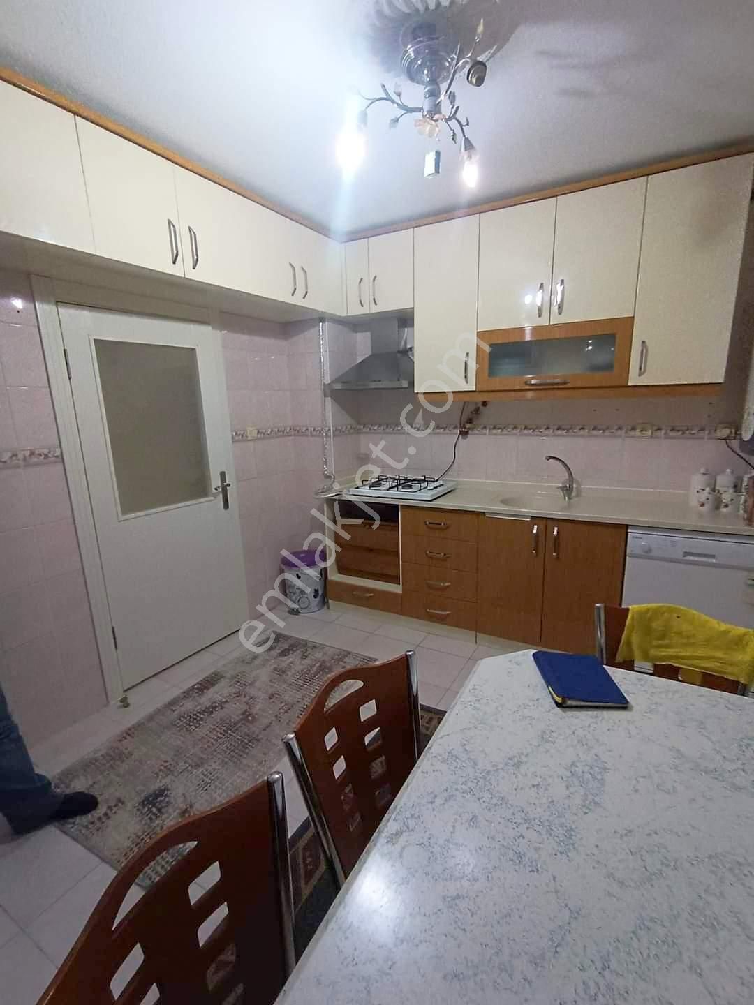 Hüseyingazi Göbeğe Yakın, 3+1, 3. Kat Daire! - Görsel 17