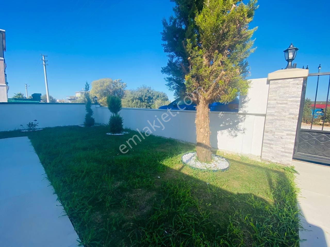 Didimde Satılık Denize Yakın Bölgede 5+1 Ayrı Mutfak Çok Geniş Bahçeli Villa - Görsel 8