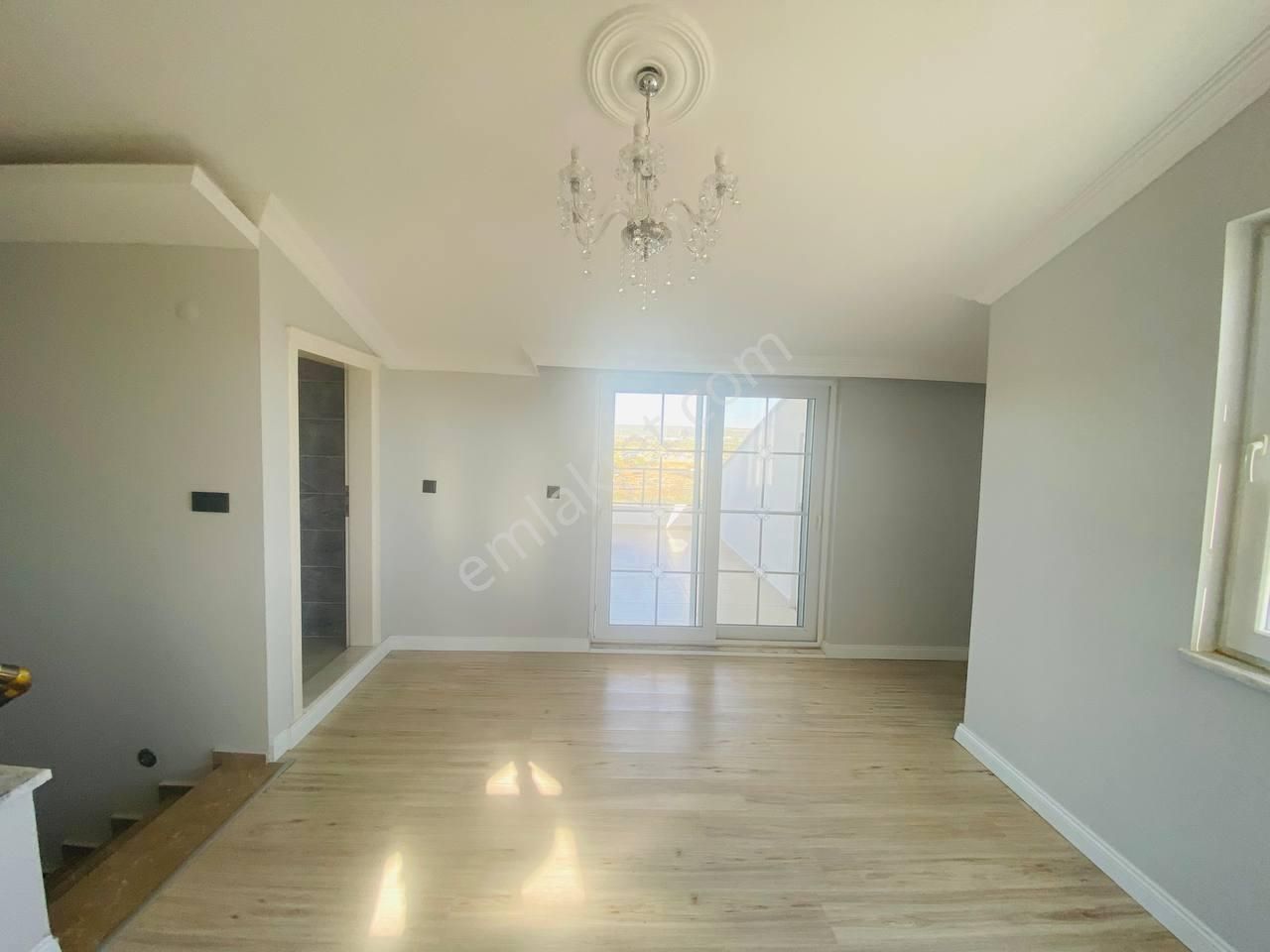 Didimde Satılık Denize Yakın Bölgede 5+1 Ayrı Mutfak Çok Geniş Bahçeli Villa - Görsel 24