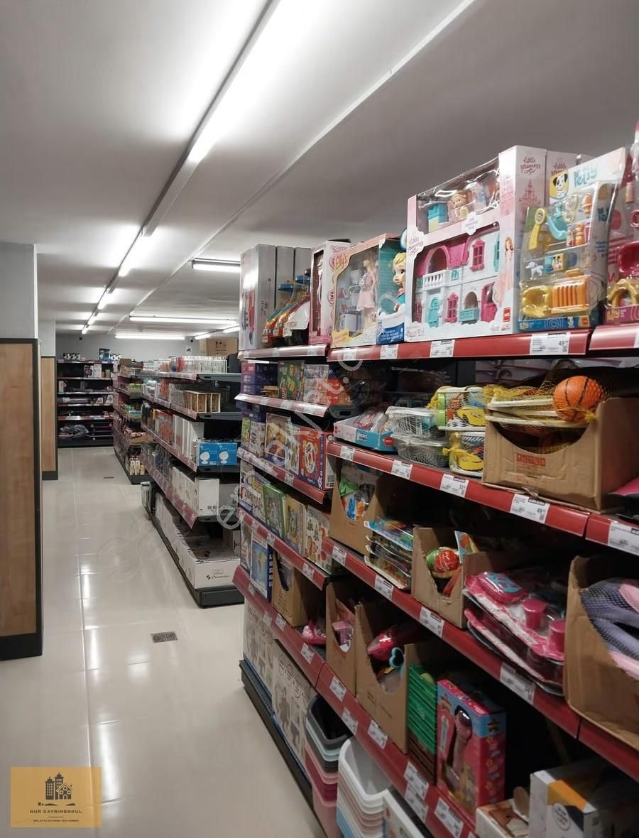 Nur Gayrimenkul'den 101 Kurumsal Kiracılı Satılık Dükkan ! - Görsel 4