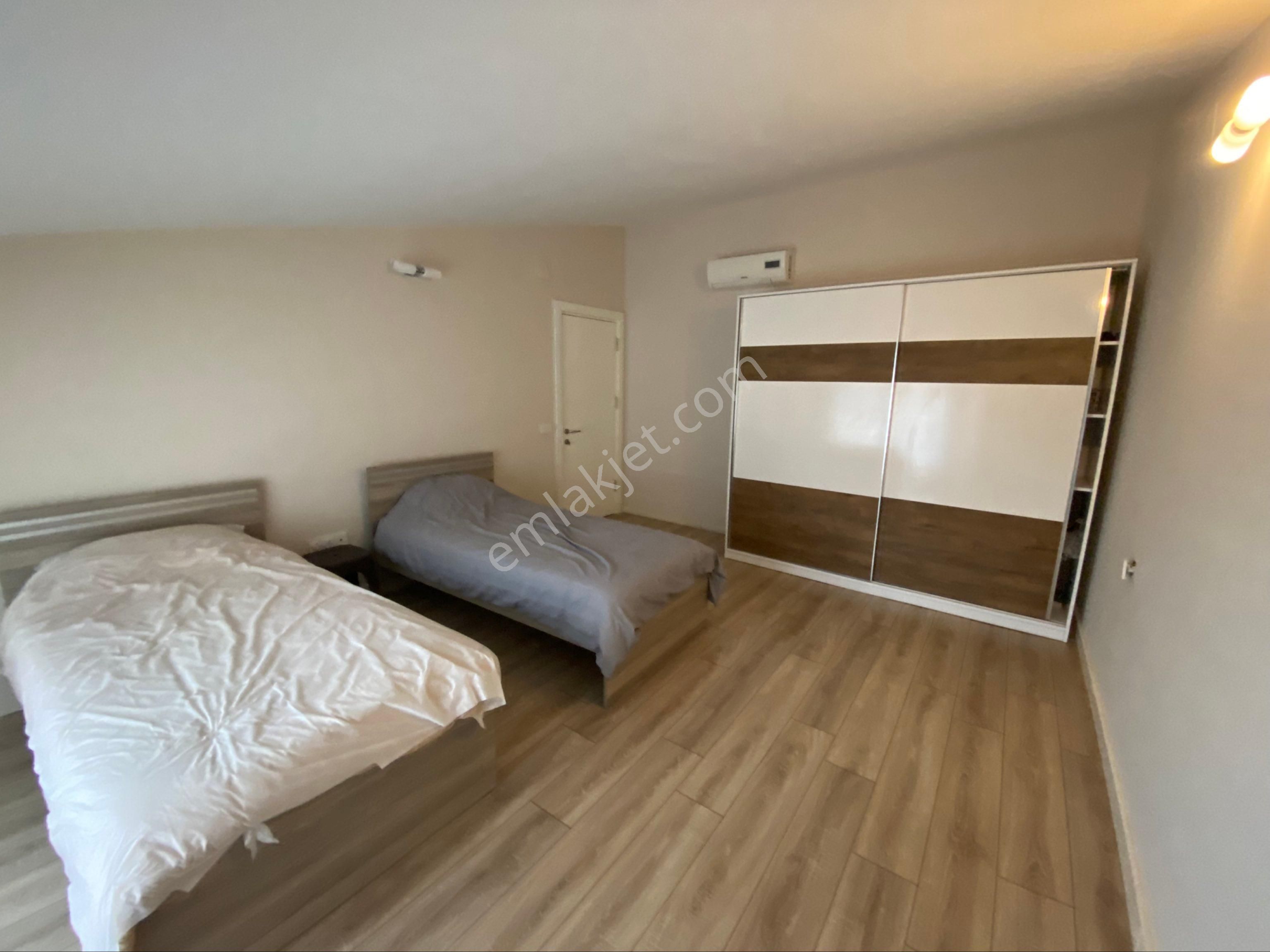 Kuşadası’da Rezidans İçinde Full Deniz Manzaralı Eşyalı Satılık Çatı Dubleks - Görsel 18