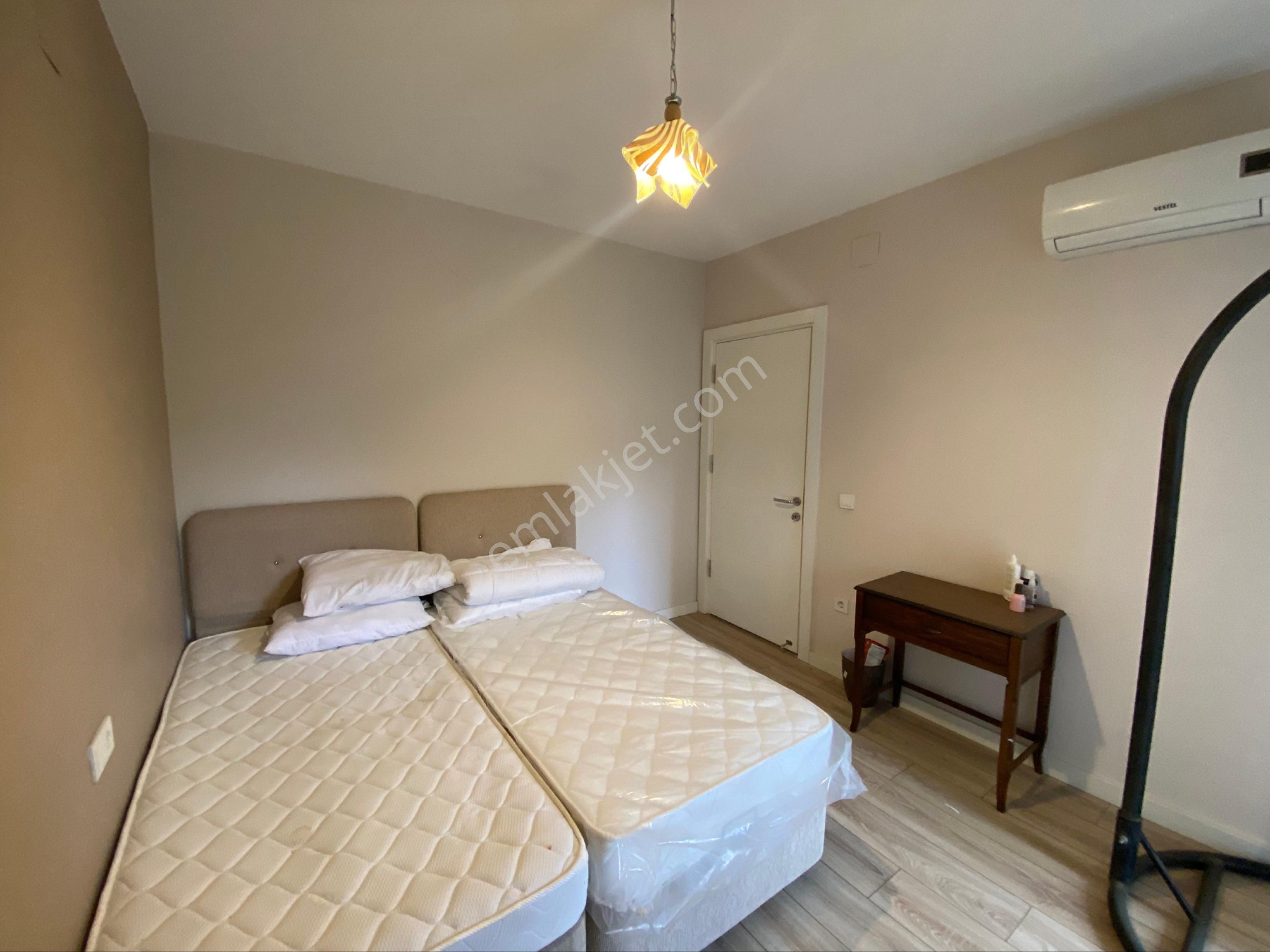 Kuşadası’da Rezidans İçinde Full Deniz Manzaralı Eşyalı Satılık Çatı Dubleks - Görsel 15