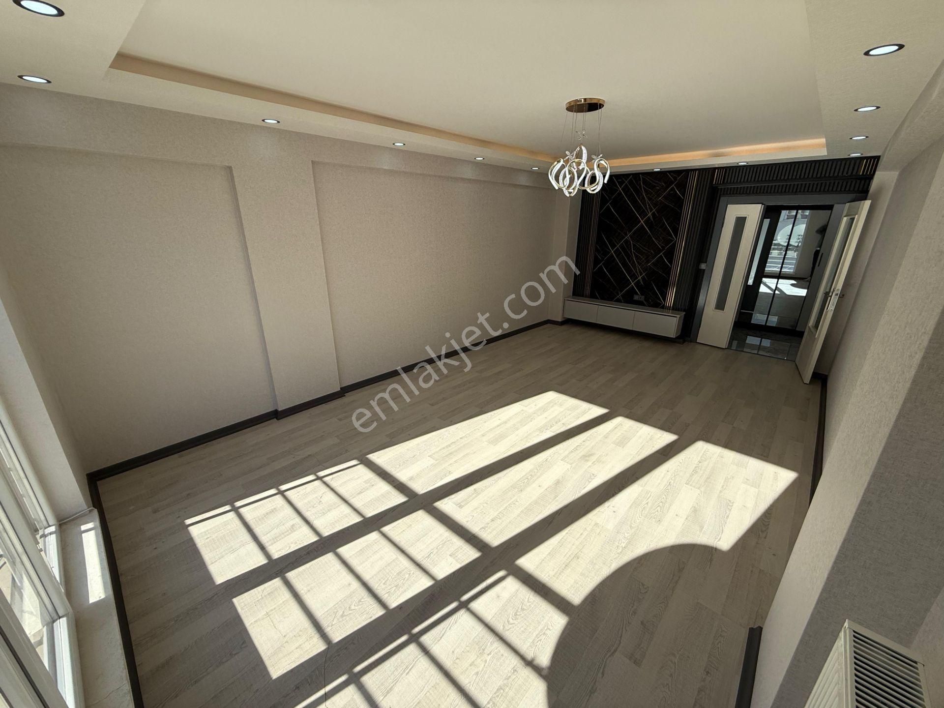 Keçiörende 3+1 Takasa Uygun Masrafsız İskanlı Satılık Daire - Görsel 9