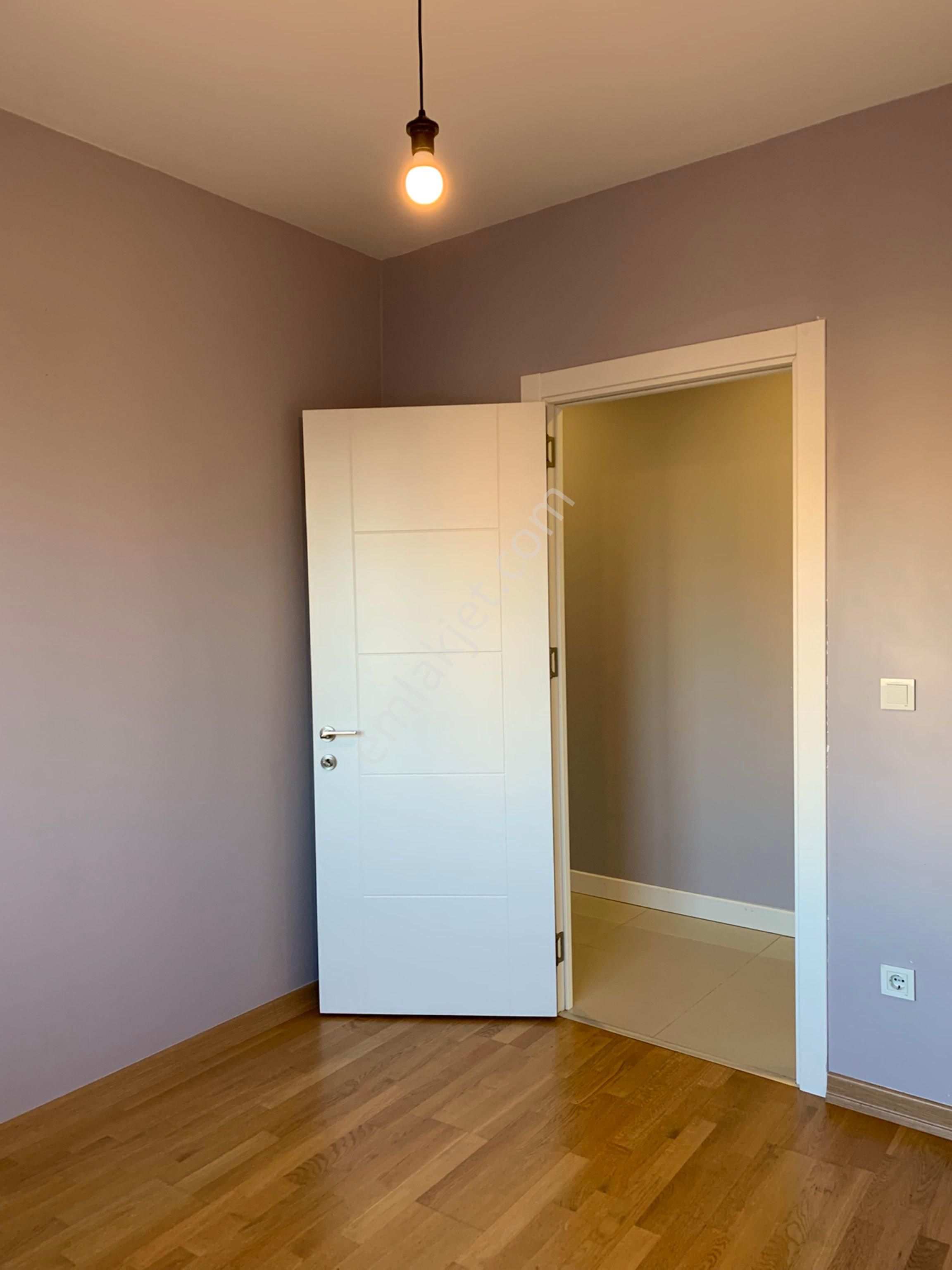 Kozyatağı’nda Net 100 M2 Sahibinden 3+1 Kiralık Daire - Görsel 15