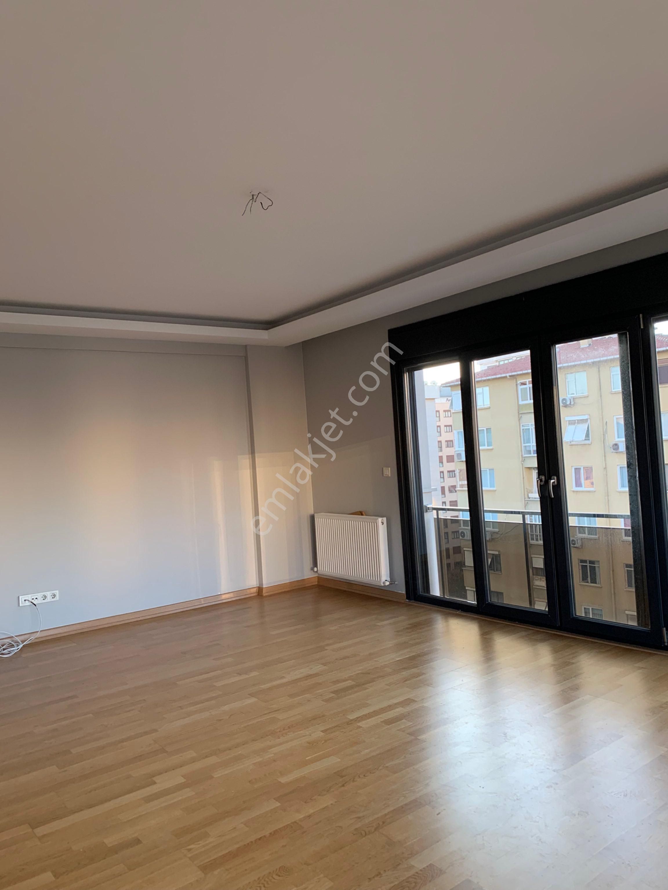 Kozyatağı’nda Net 100 M2 Sahibinden 3+1 Kiralık Daire - Görsel 5