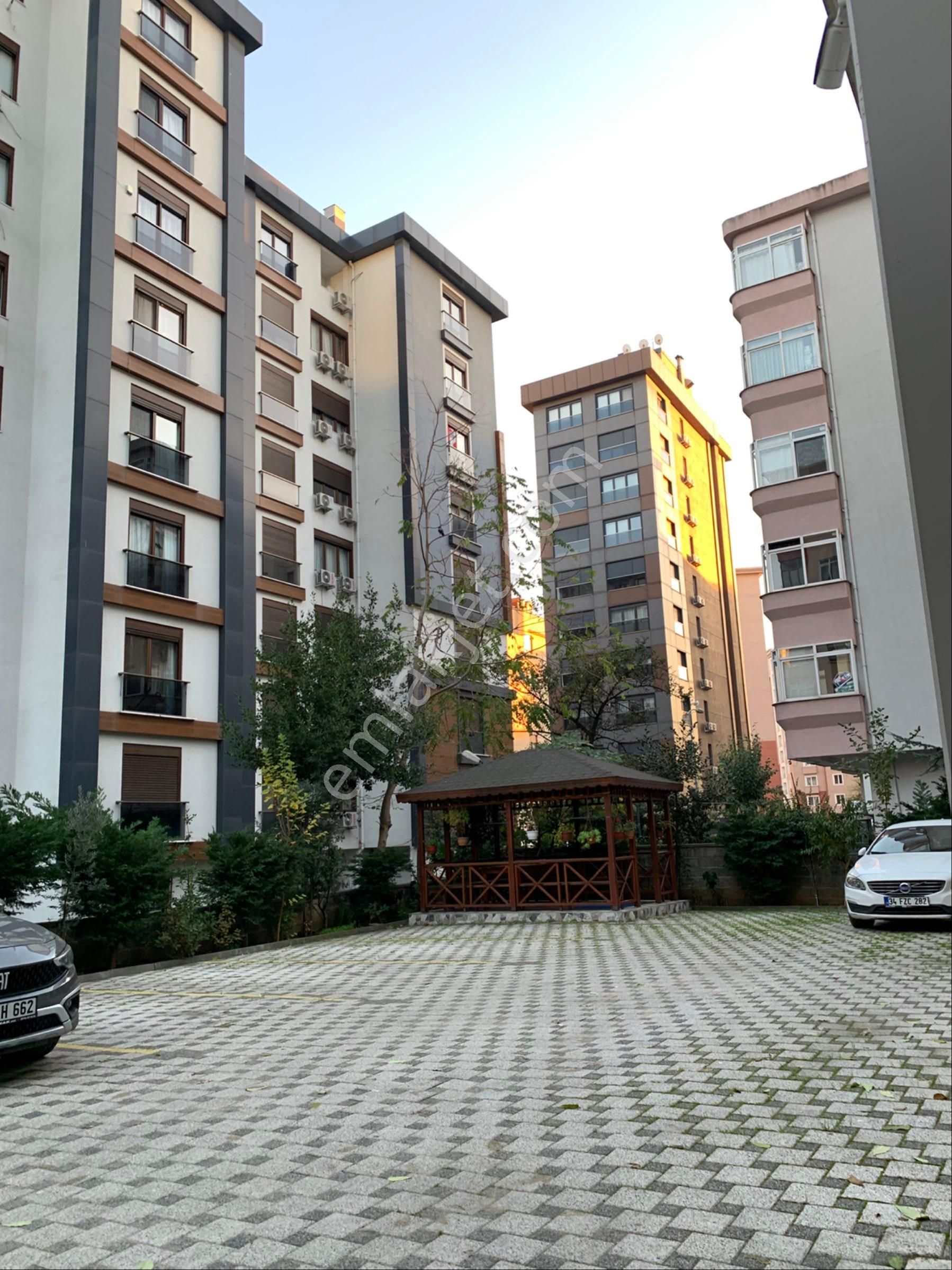 Kozyatağı’nda Net 100 M2 Sahibinden 3+1 Kiralık Daire - Görsel 34