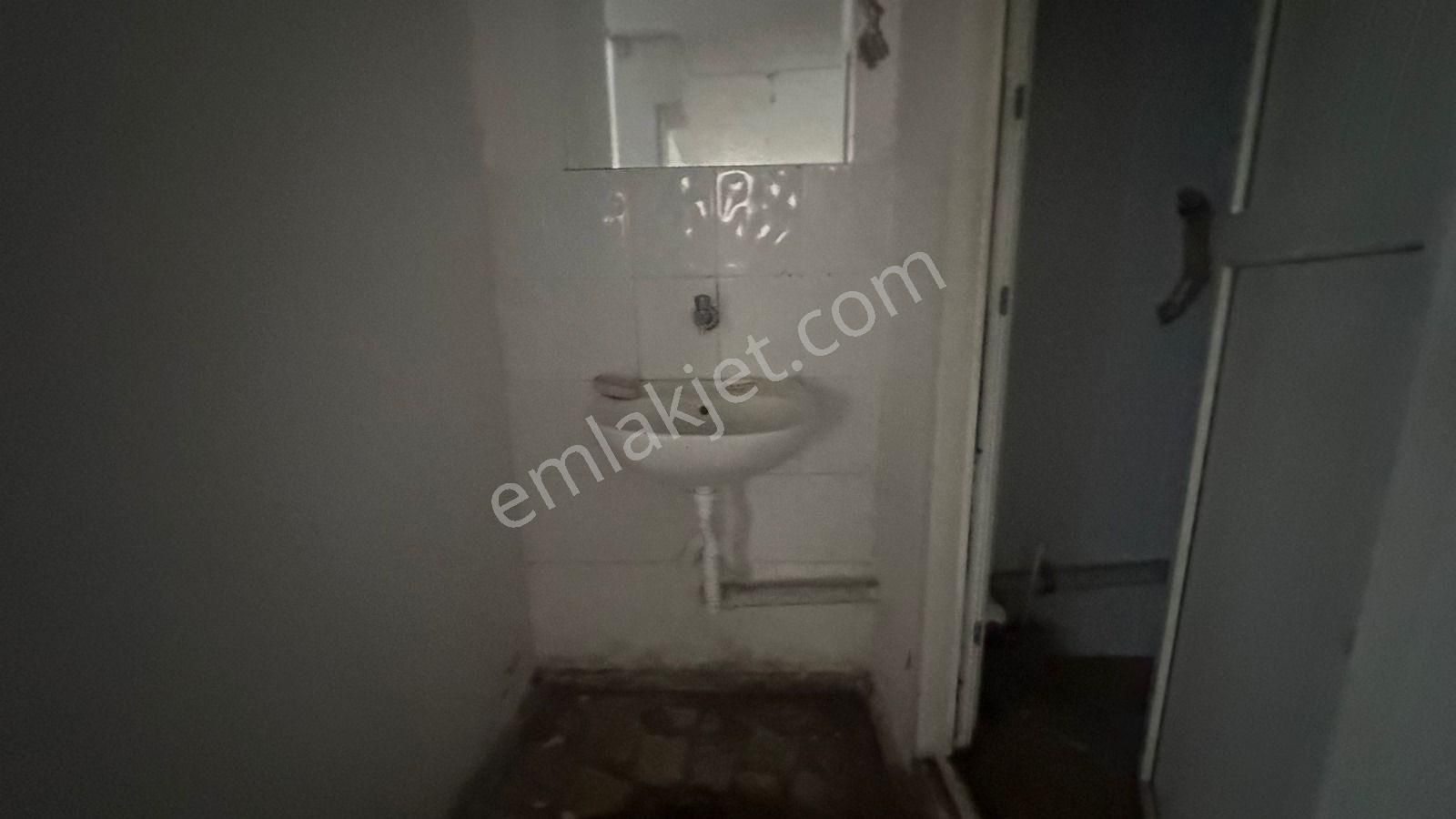 Başokur'dan Bahçelievler Kuleli,de Merkekezi Konumda 120 M2 - Görsel 9