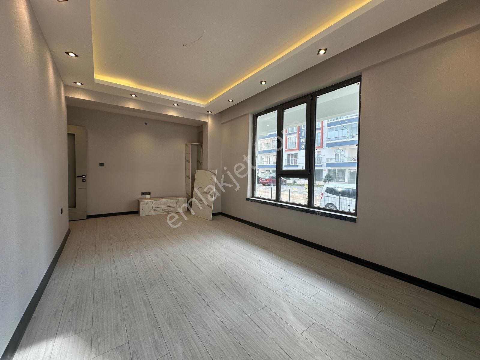 Keçiörende Full Yapılı Kat Konumlu Yeren Isıtmalı Takasa Uygun Satılık Daire - Görsel 7