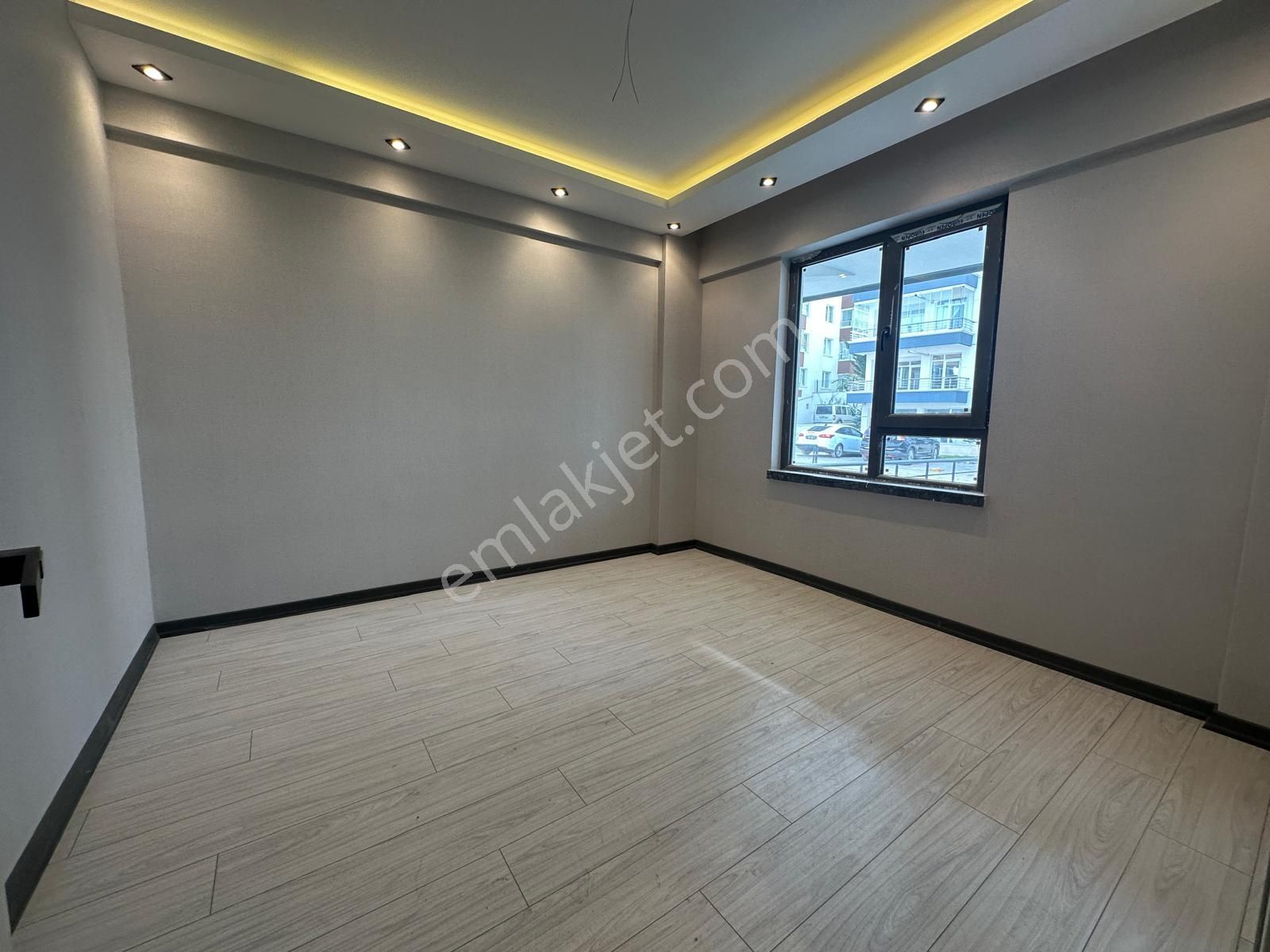 Keçiörende Full Yapılı Kat Konumlu Yeren Isıtmalı Takasa Uygun Satılık Daire - Görsel 31