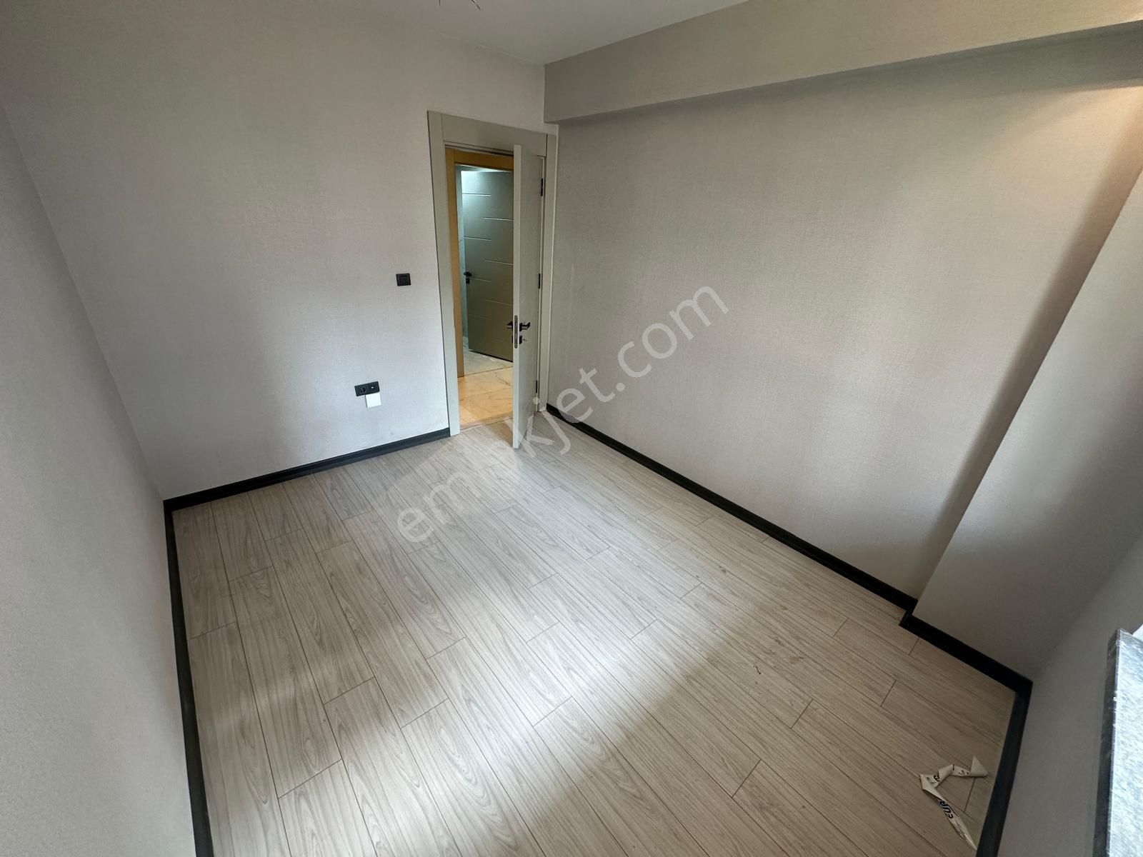 Keçiörende Full Yapılı Kat Konumlu Yeren Isıtmalı Takasa Uygun Satılık Daire - Görsel 26