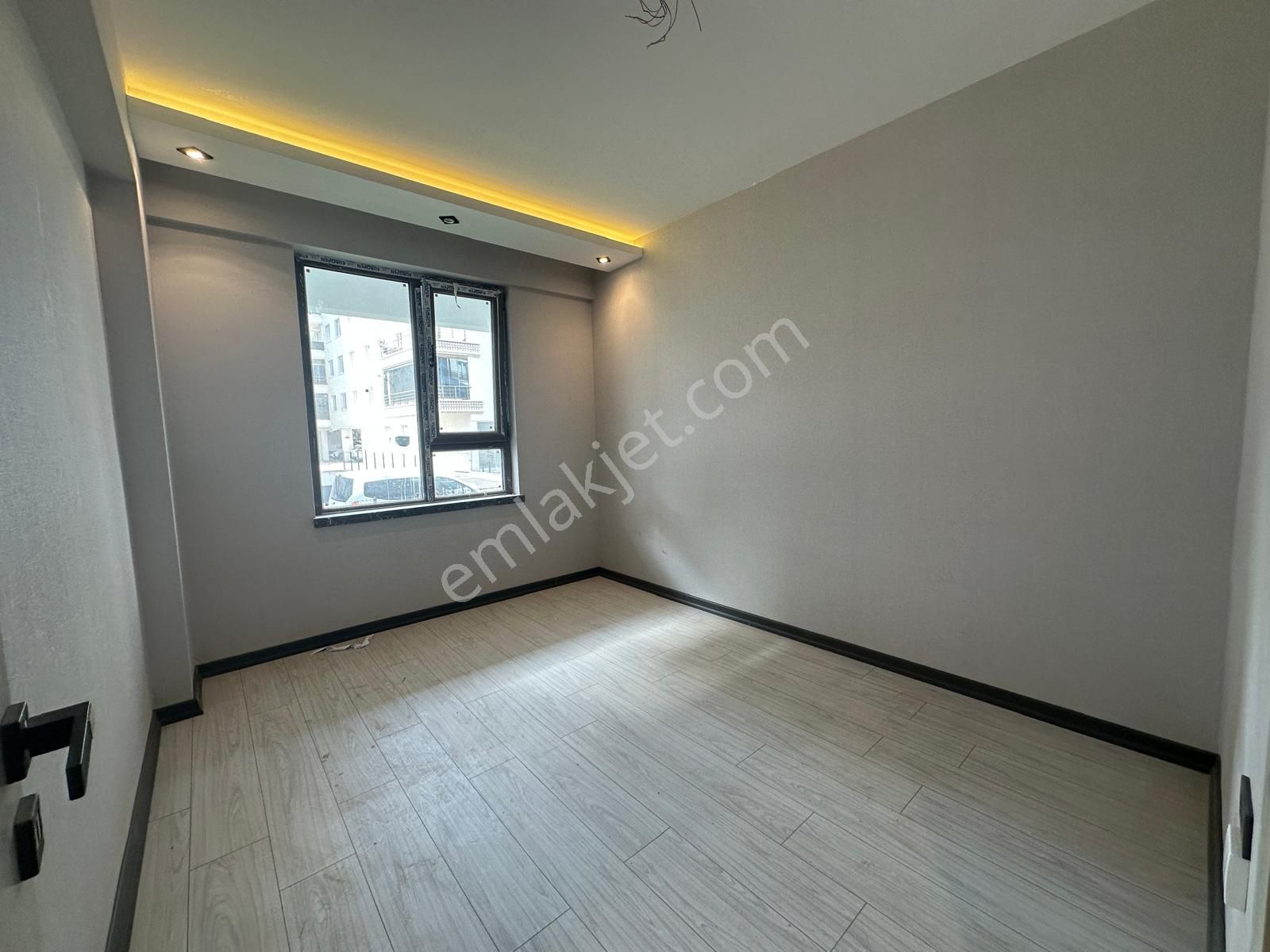 Keçiörende Full Yapılı Kat Konumlu Yeren Isıtmalı Takasa Uygun Satılık Daire - Görsel 15