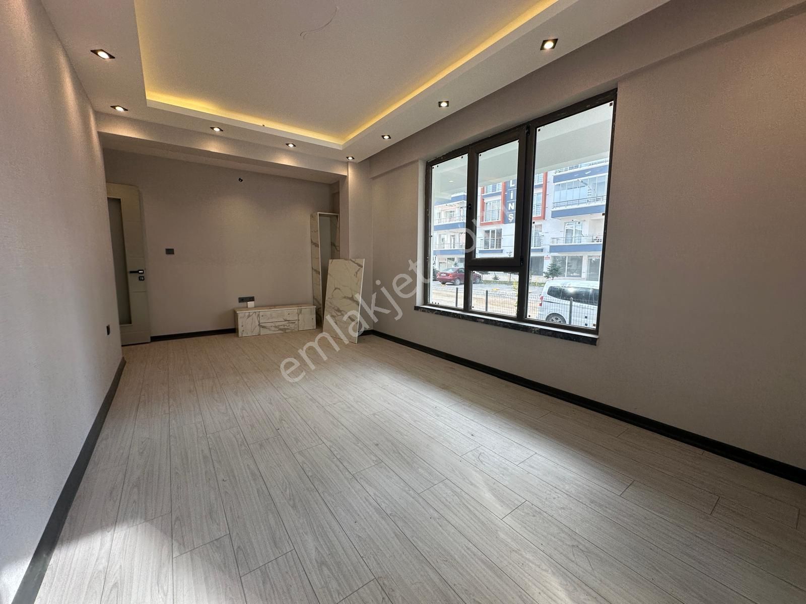 Keçiörende Full Yapılı Kat Konumlu Yeren Isıtmalı Takasa Uygun Satılık Daire - Görsel 8