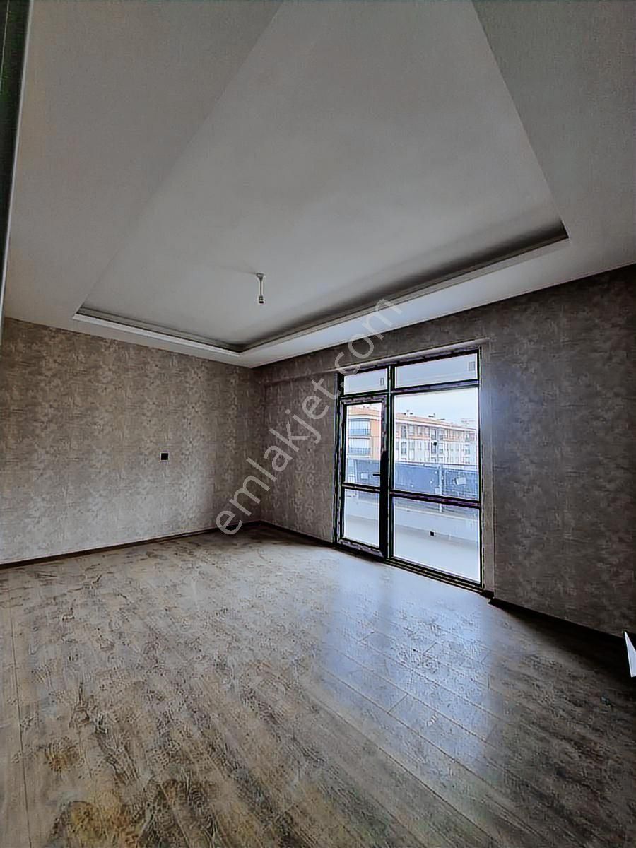 Uluırmak Evleri Karşısı 2+1 Arakat Cadde Cepheli Daire - Görsel 15