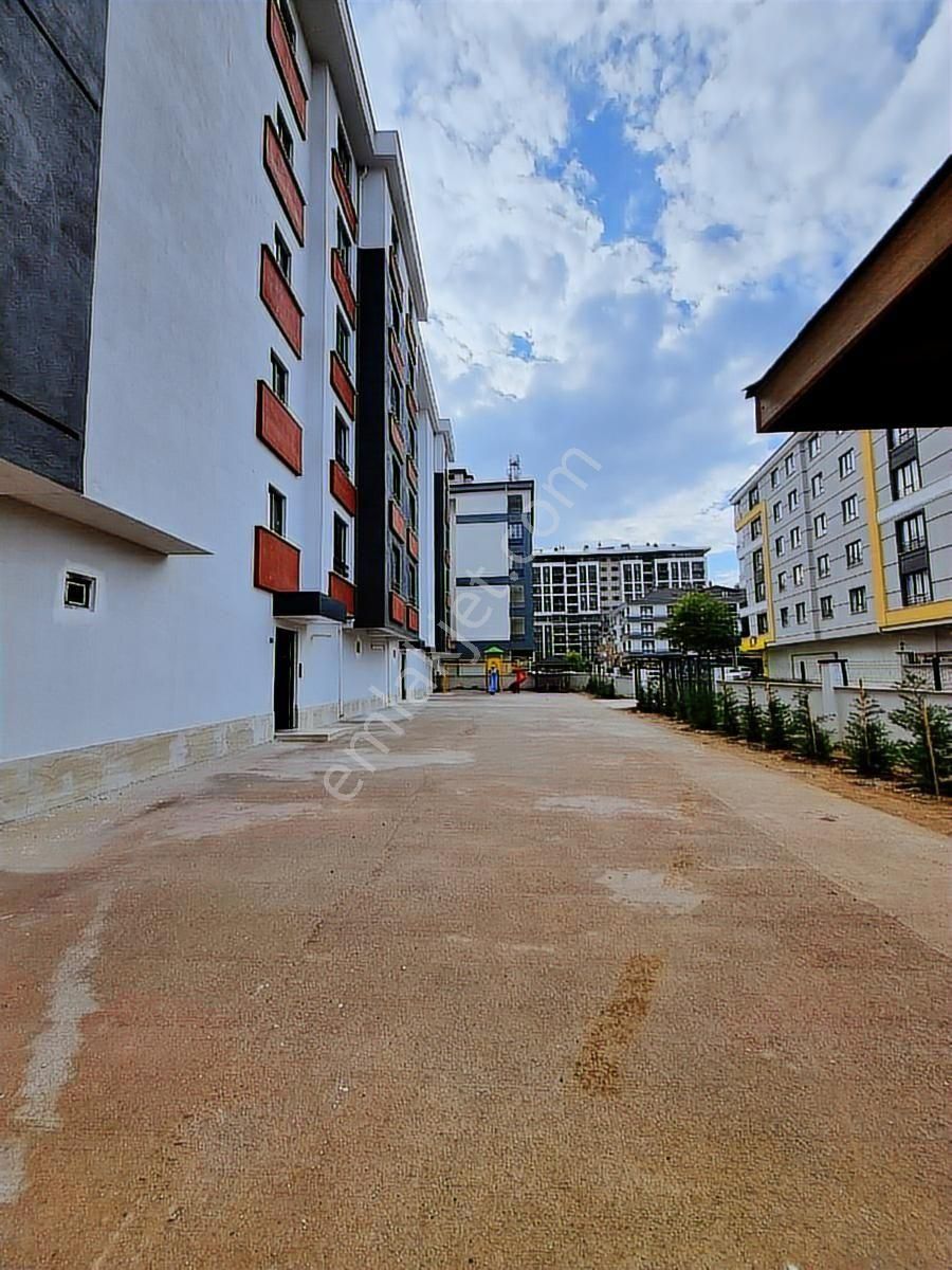 Uluırmak Evleri Karşısı 2+1 Arakat Cadde Cepheli Daire - Görsel 6