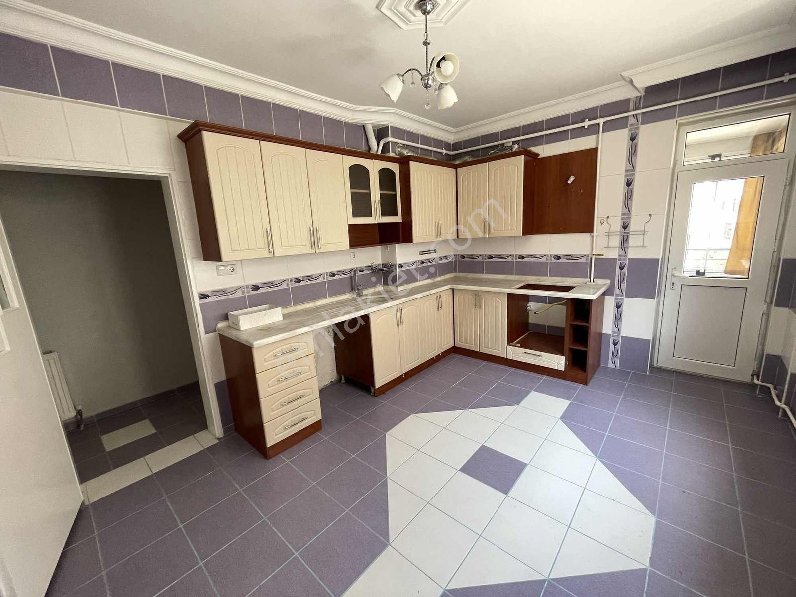 İki Avm'nin Ortasında! Yeni Sille Cd Satılık 250m2 Dubleks 6+2 - Görsel 3