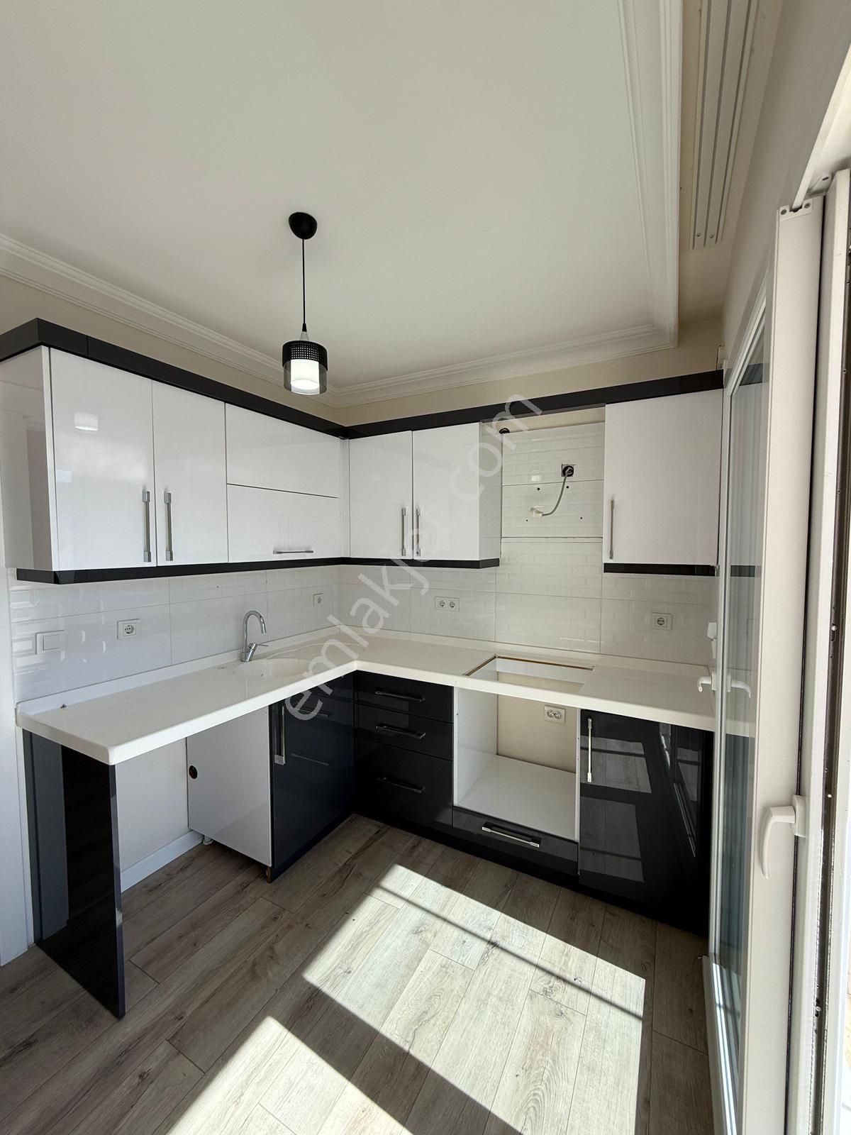 ❗️merkezde Satılık 3+1 Daire Ayrı Mutfak Asansörlü ❗️ - Görsel 4