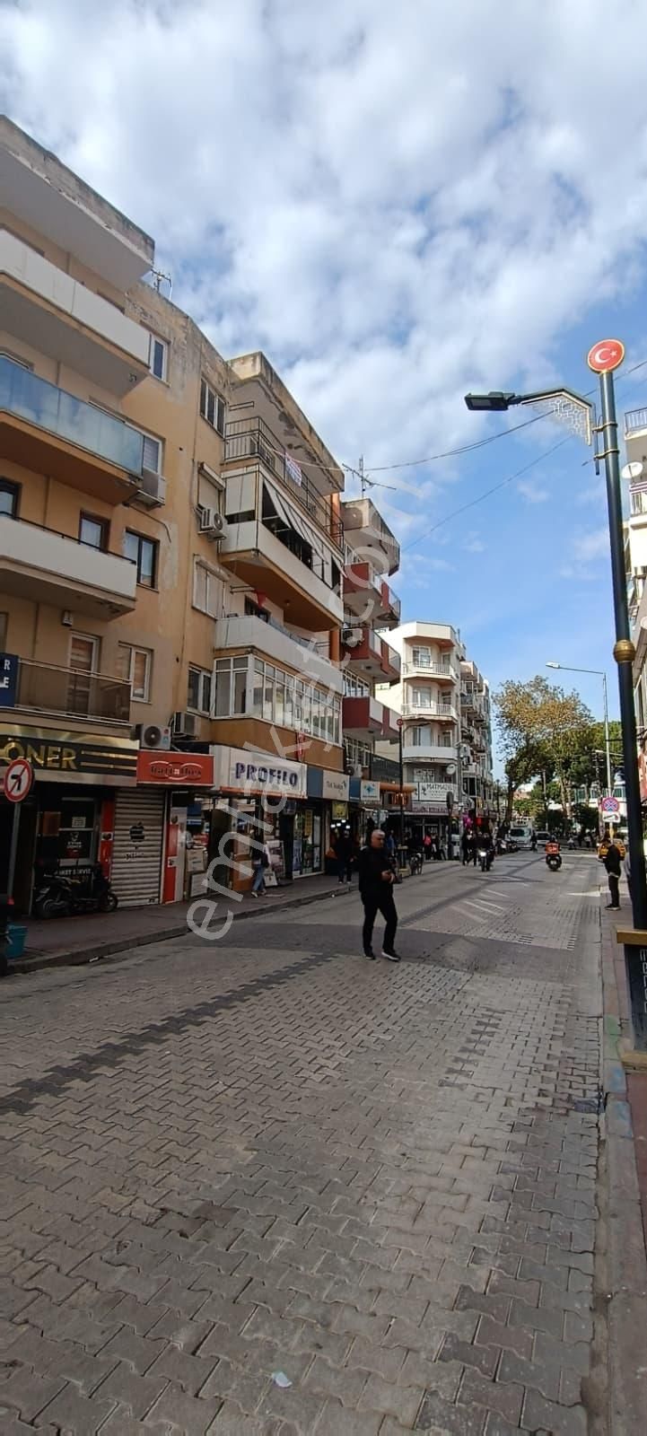 Menemen Merkezde Sevgi Yolu Köşesinde Ana Cadde Üzeri 3+1 Satılık Daire - Görsel 20