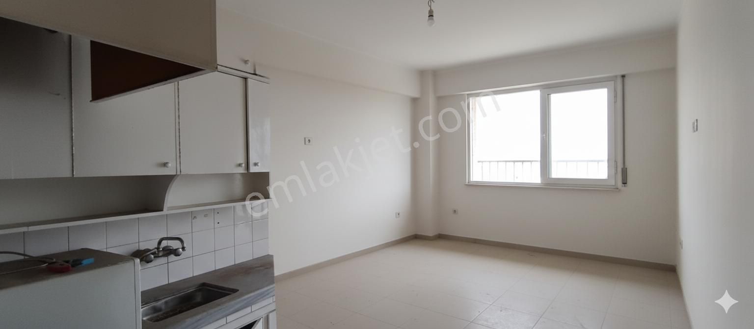 Menemen Merkezde Sevgi Yolu Köşesinde Ana Cadde Üzeri 3+1 Satılık Daire - Görsel 8